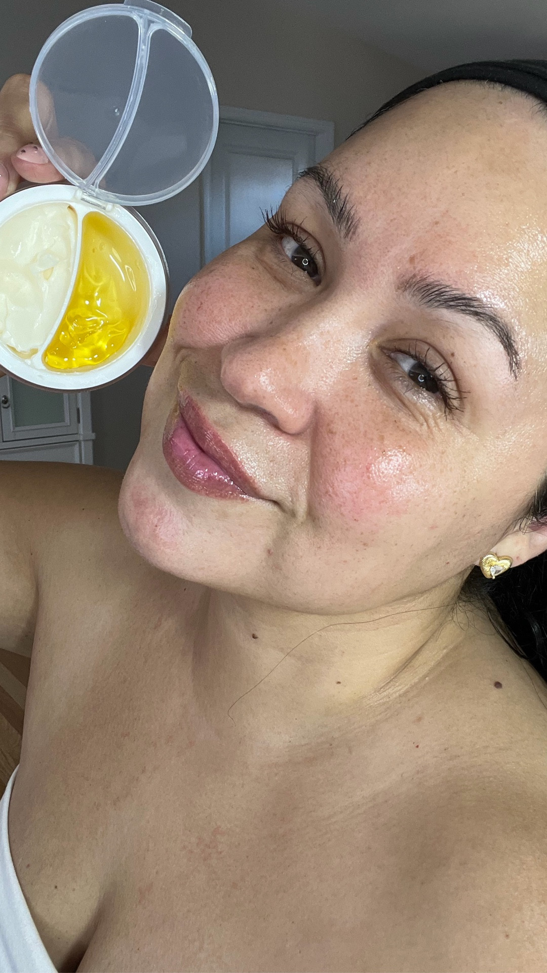 Over 40 combo skin? Over 40 oily skin? Over 40 dry skin? The @dalba_global Double Cream is customizable and packed with powerful anti-aging skincare. So you get the right amount of hydration exactly where you need it AND the lines and wrinkles smoothing we love all in one product. ✨Use my code DALBAVER for extra $$ off on Amazon!

#dalba #dalbadoublecream #SkinPalette #AntiAging #Over40 
Customizable 
SkinRepair 
DamageReversal 
TruffleGlow

#LTKBeauty #LTKFindsUnder50 #LTKOver40