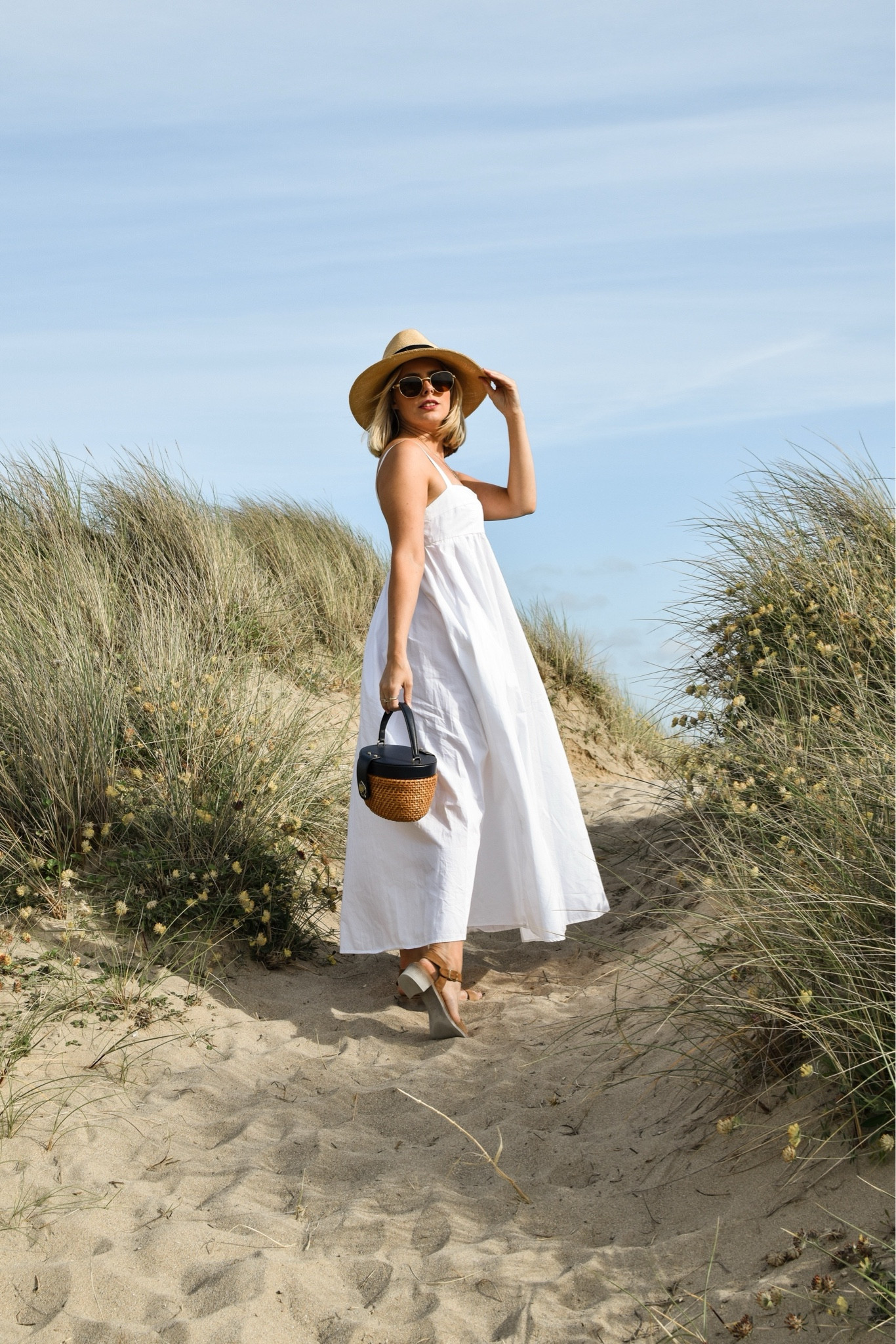 White Summer dresses you need!