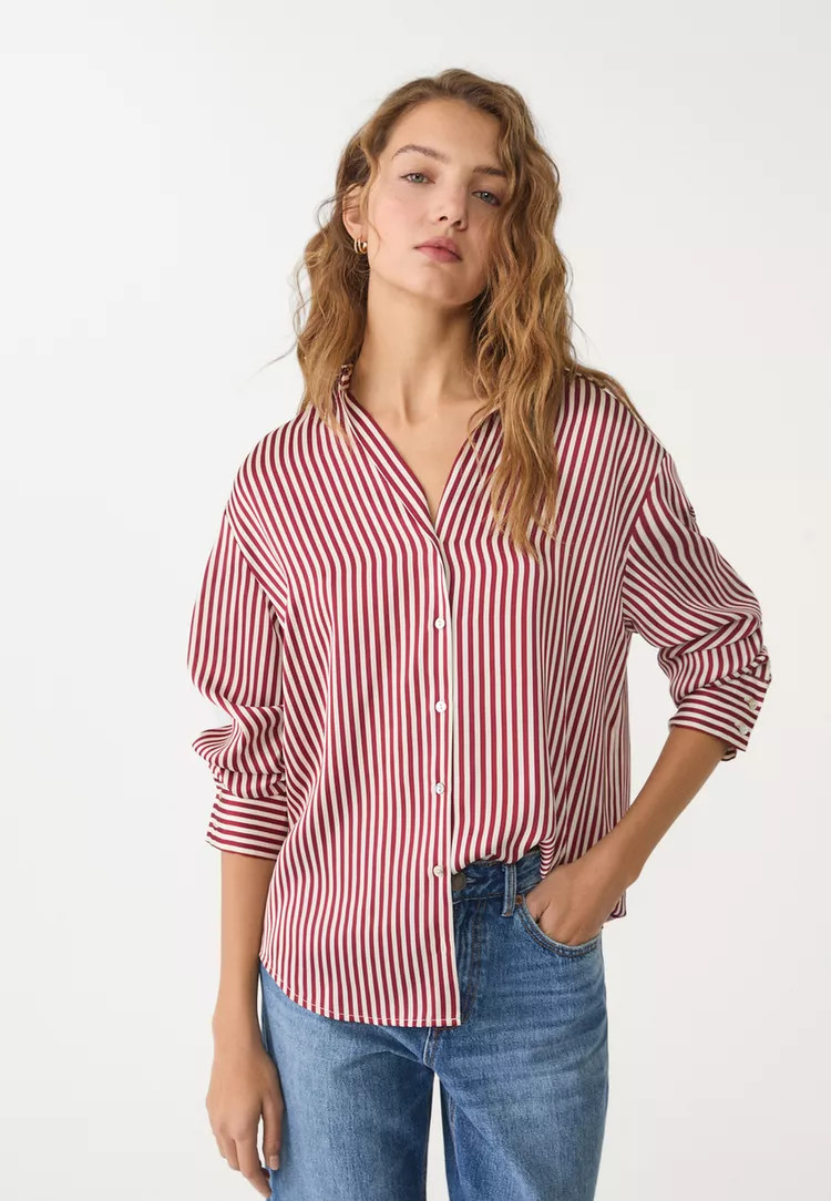 Satin collared shirt | Stradivarius (UK)