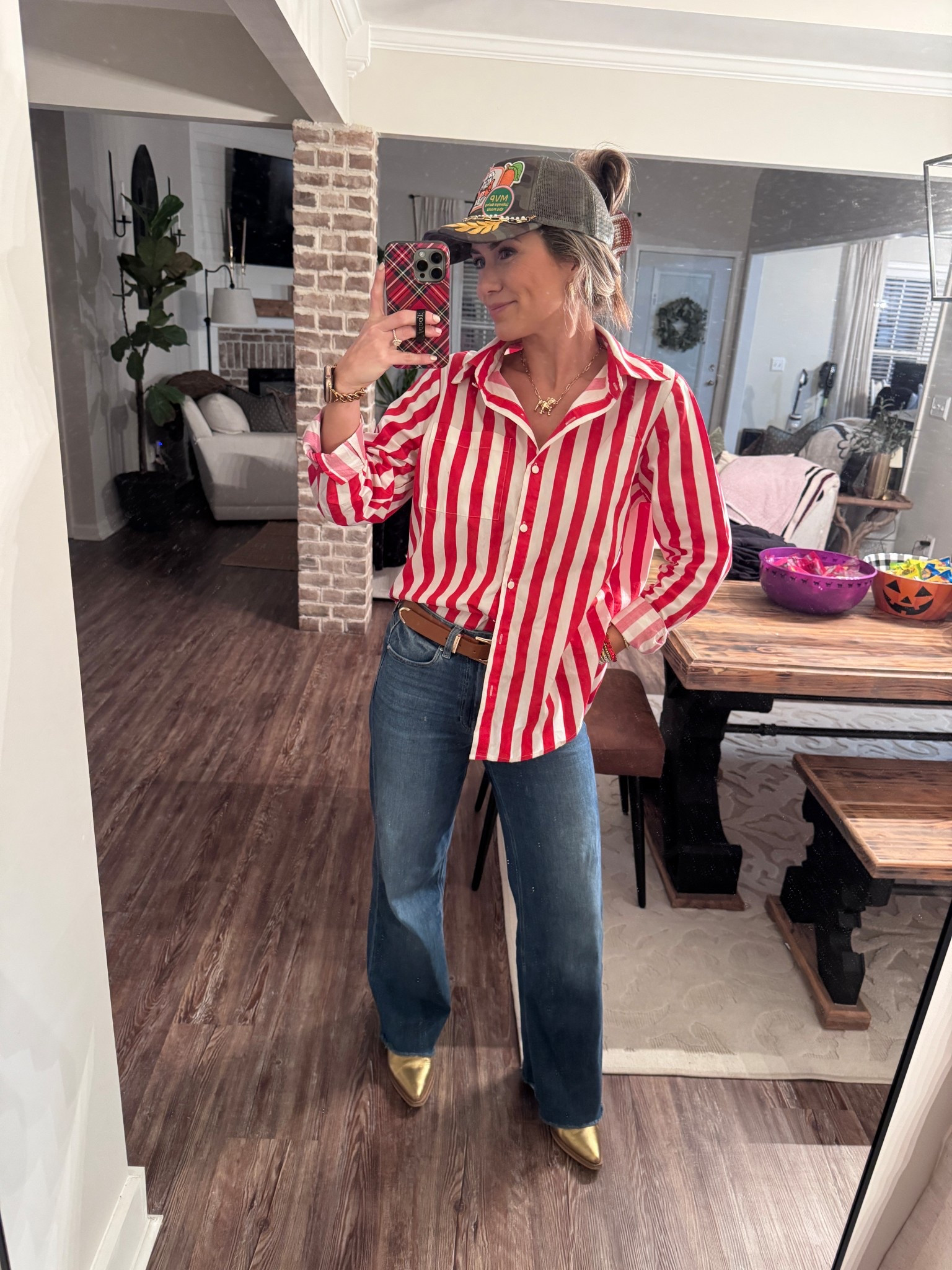 Game day ootd

Black Friday. OOTD. Fashion finds 

#LTKCyberWeek #LTKootd #LTKHoliday