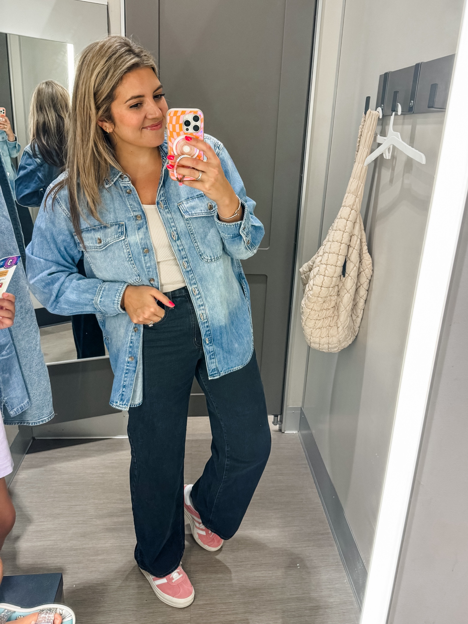 New Target fall arrivals! Size 8 @targetstyle fall finds. Oversized denim shirt. Jean button down top in a medium. Wide leg jeans fit tts. In a size 8.

@target #target #targetstyle #size8 

#LTKFindsUnder50 #LTKFindsUnder100