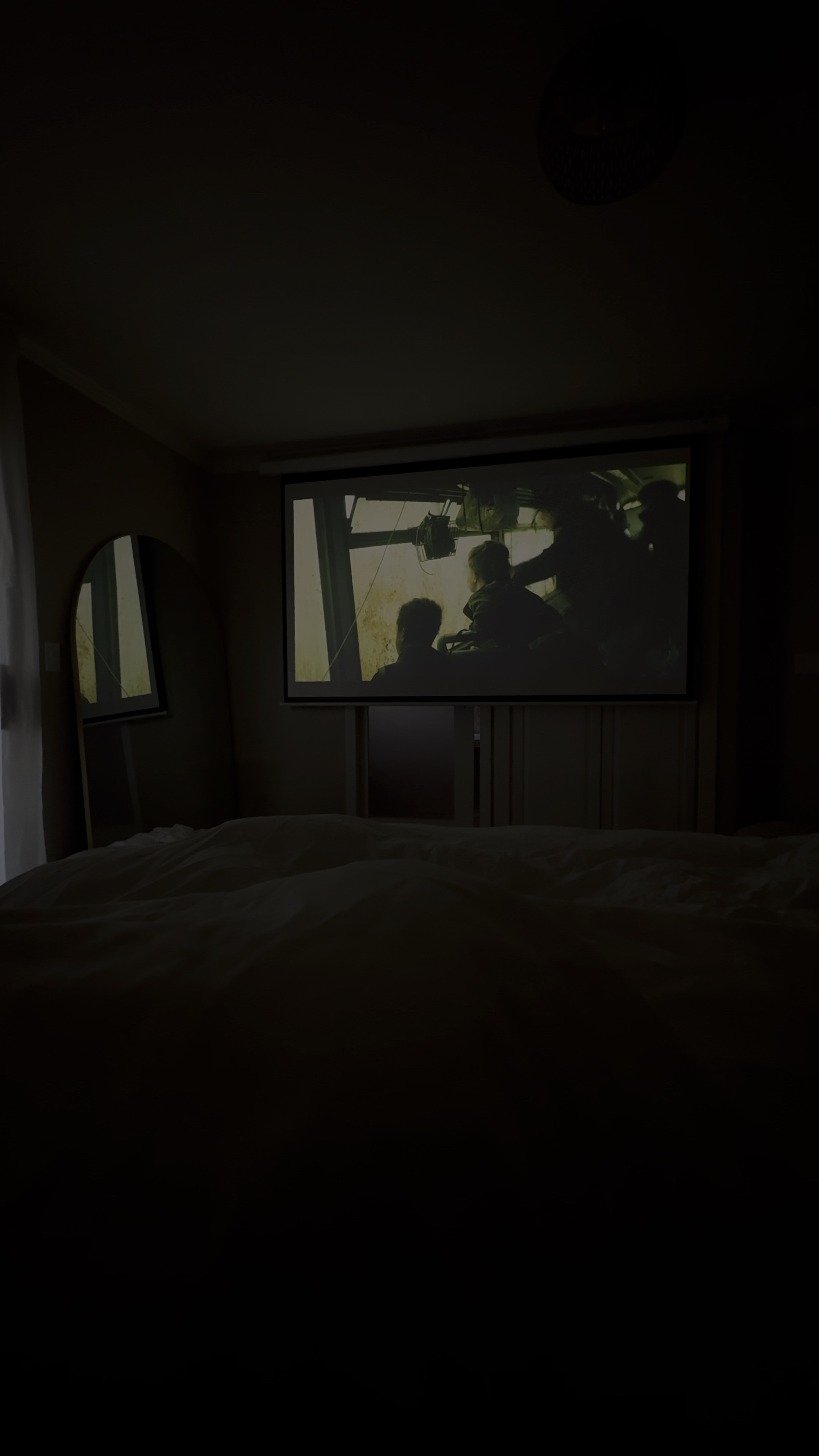 Best projector and screen 

#LTKVideo