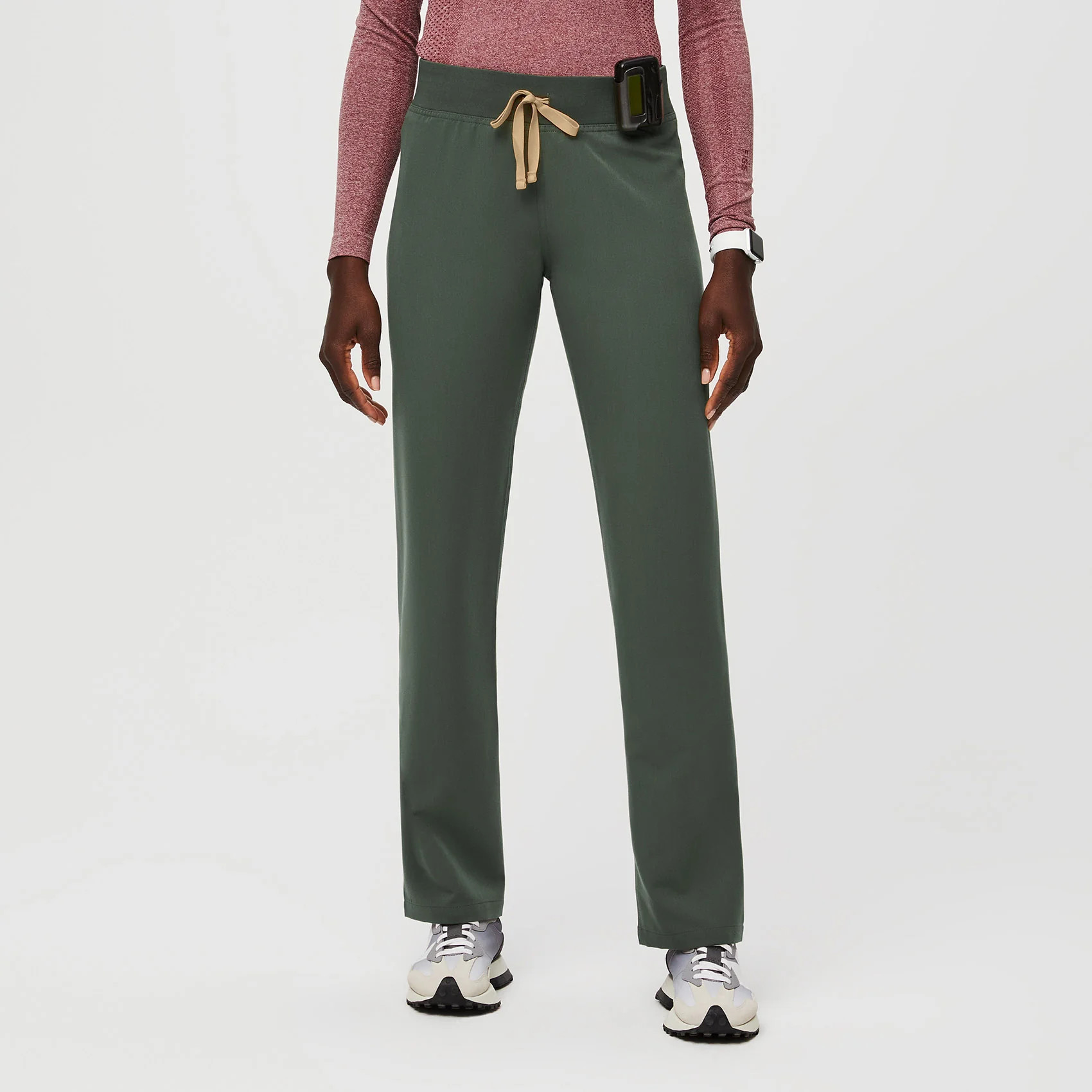 High Waisted Livingston Basic Scrub Pants™ | FIGS