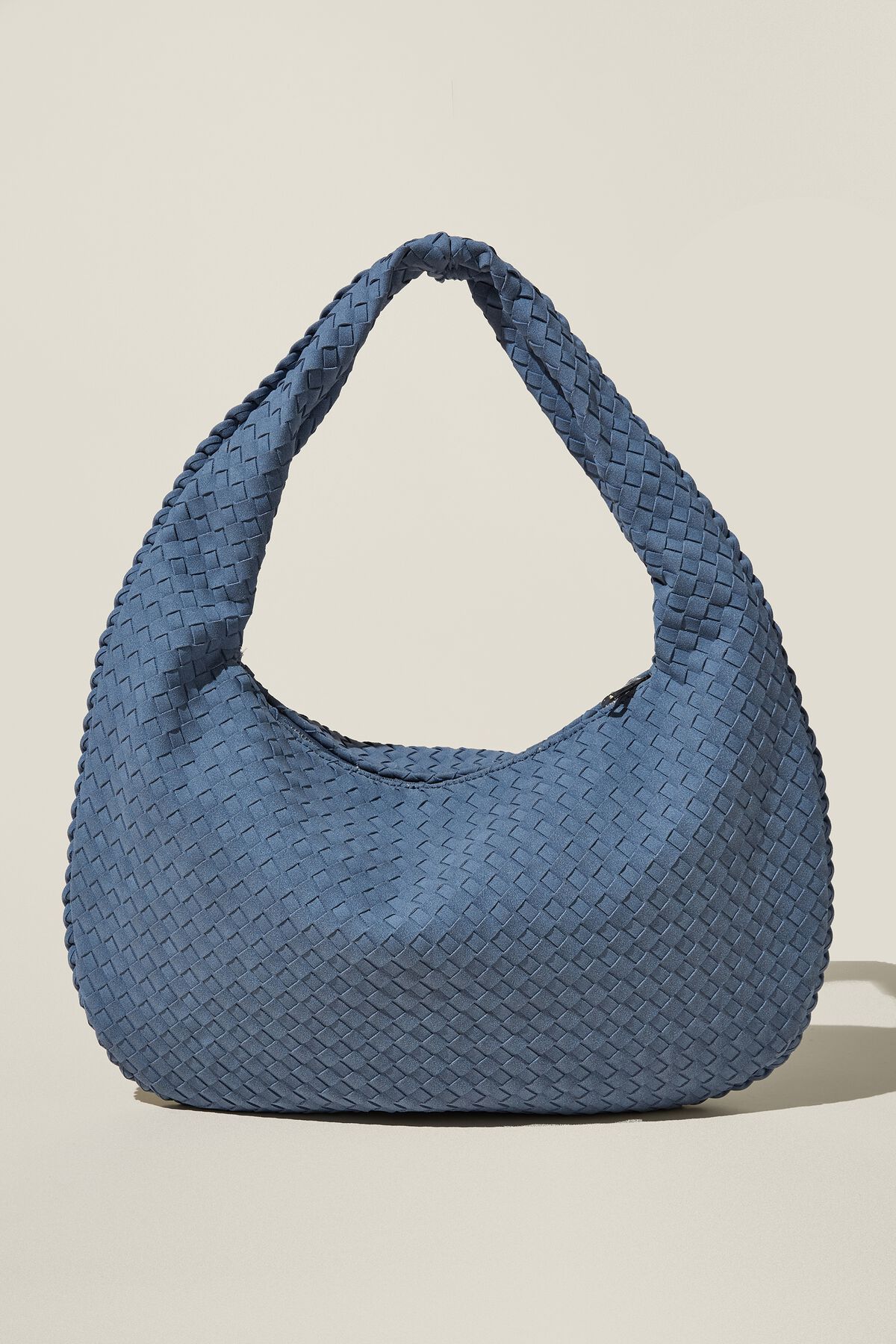 Luka Woven Slouchy Bag | Cotton On (UK)
