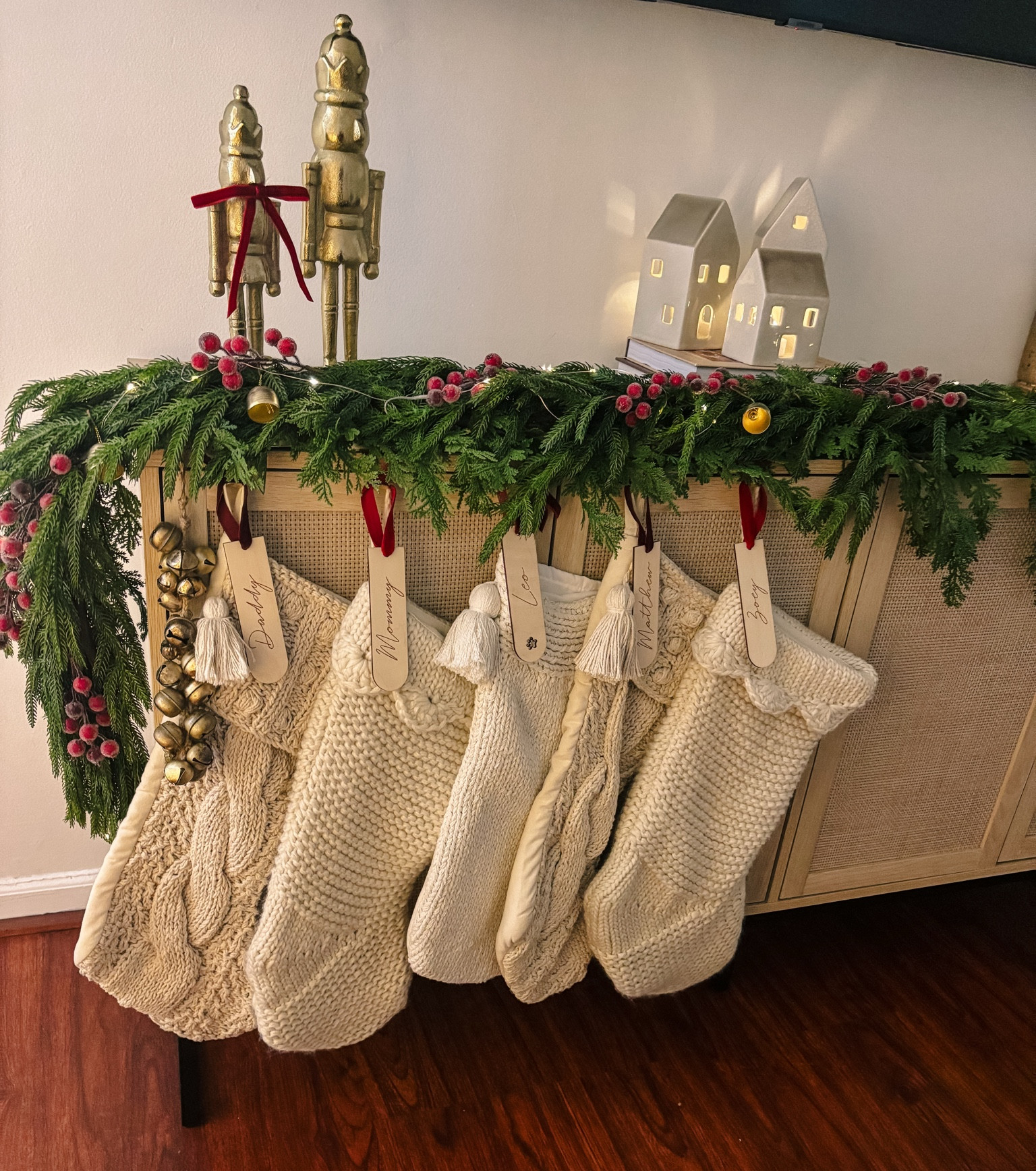 Christmas console styling 

#LTKHome #LTKHoliday