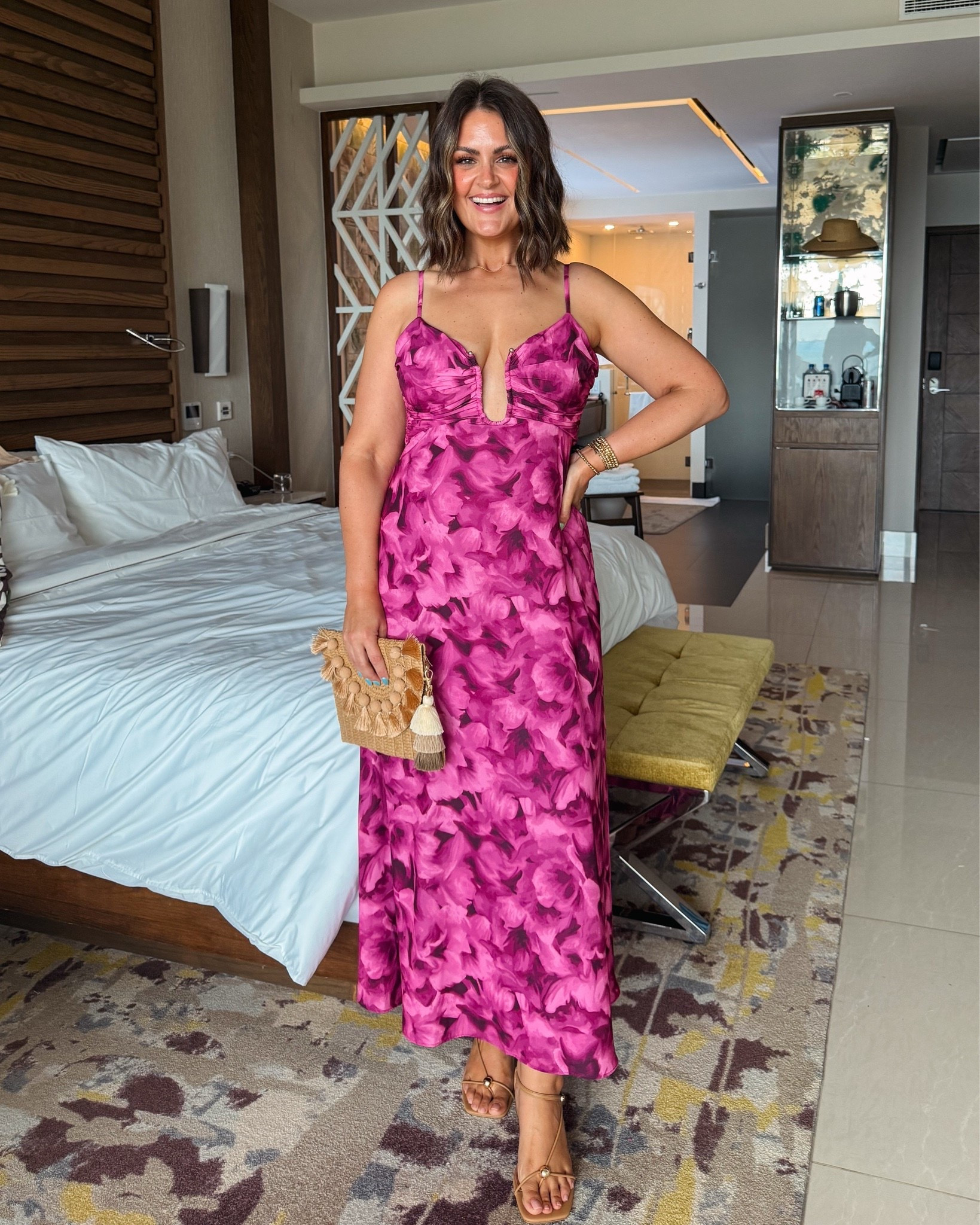 Up to 25% off dresses from Abercrombie! I am wearing a medium! 

Summer fashion, watchnow, new arrivals, finds under 100, Courtney Hamilton

#LTKootd #LTKSaleAlert #LTKSeasonal