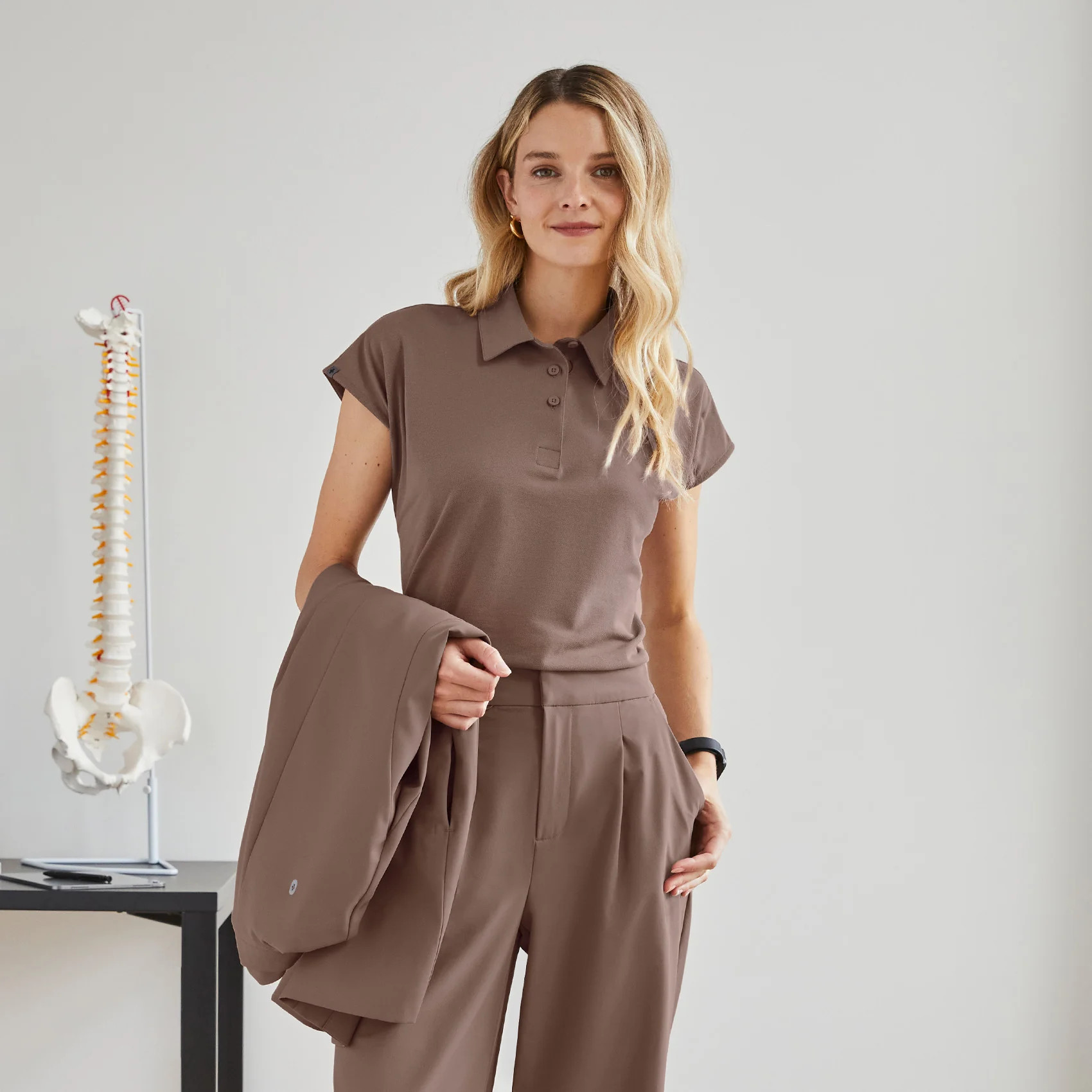 Women’s Ella Technical Pique Ella ScrubPolo™ - Oak · FIGS | FIGS