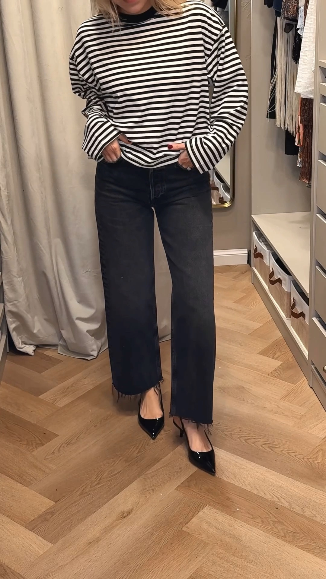 Stripe tee
Black jeans
Cropped wide leg black jeans 


#LTKootd #LTKdayinmylife #LTKSeasonal