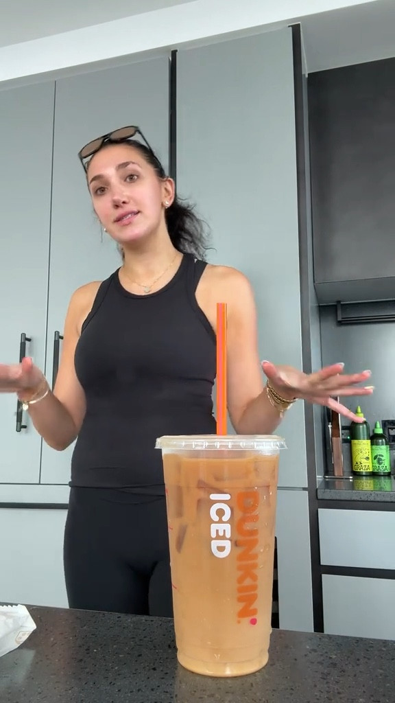 I’m out here advocating for Dunkin

#LTKStyleTip #LTKSeasonal #LTKActive