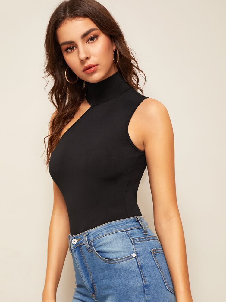 Choker Neck Slim Fitted Top | SHEIN