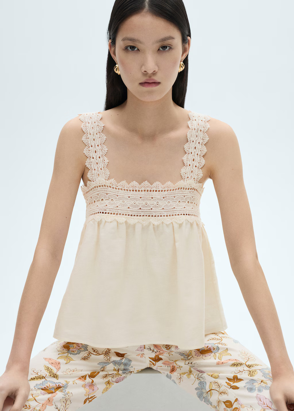 Top met opengewerkt detail - Dames | MANGO België | Mango EU
