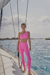 WISKII Elegant Scallop Set | WISKIIACTIVE