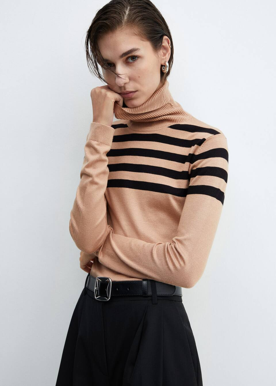 Feinstrickpullover mit Rollkragen | MANGO (DE)