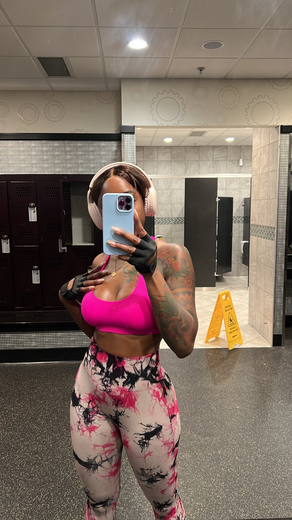 On Wednesday’s, we wear pink 💕

#LTKActive #LTKFindsUnder50