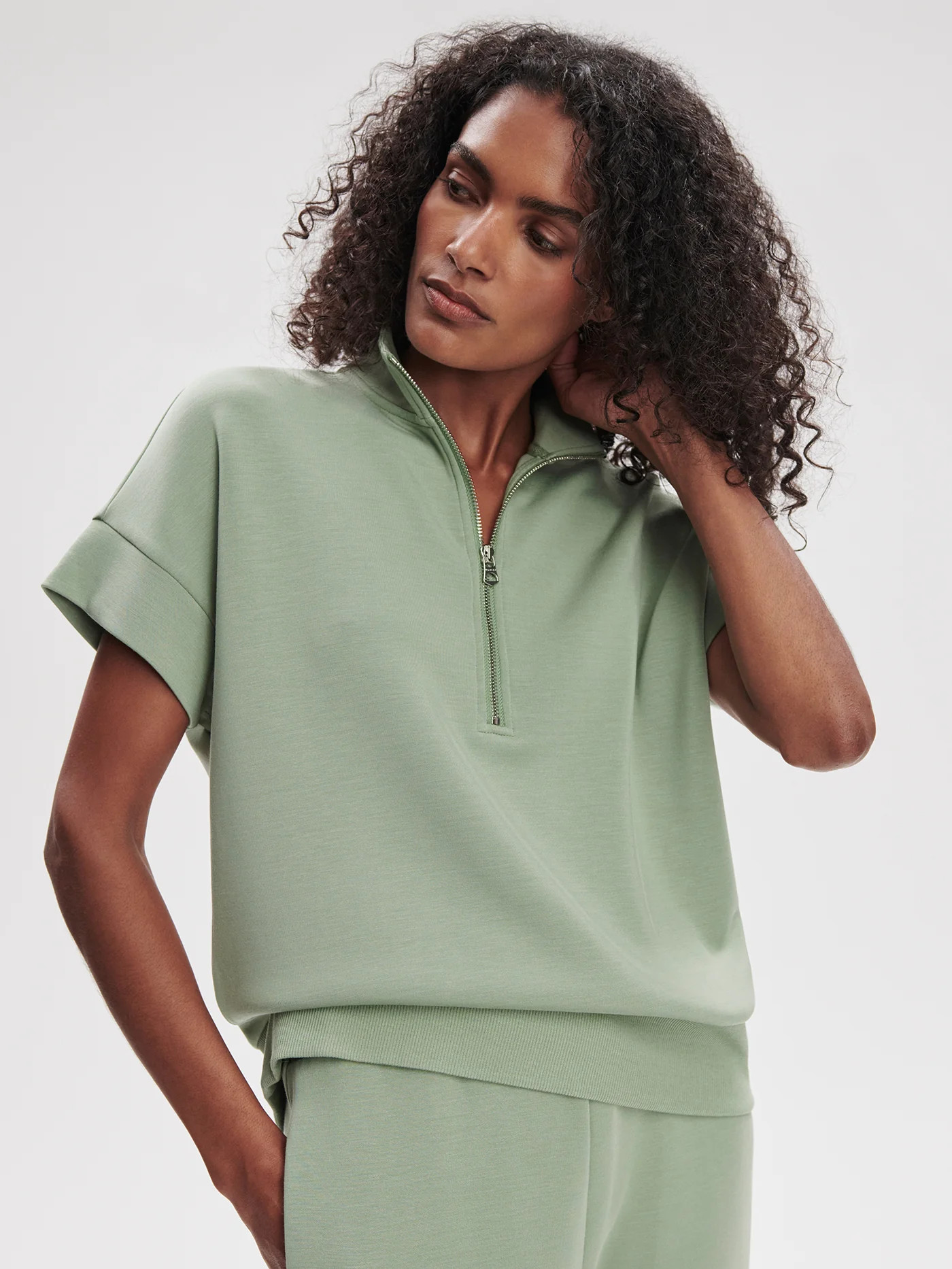 Ritchie Short Sleeve Sweat | VARLEY UK | Varley UK | Varley UK