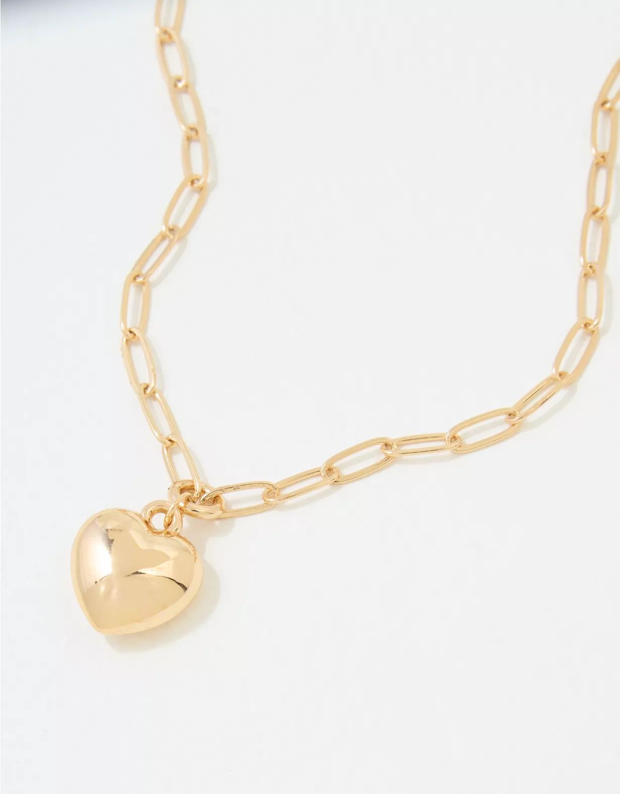 AEO Gold Heart Necklace | American Eagle Outfitters (US & CA)