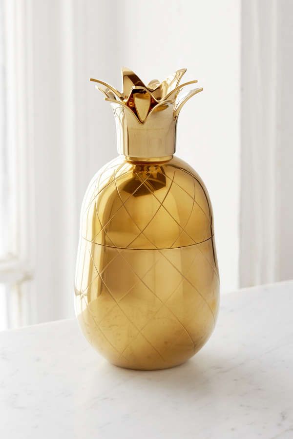 W&P Design Pineapple Cocktail Shaker | Urban Outfitters US