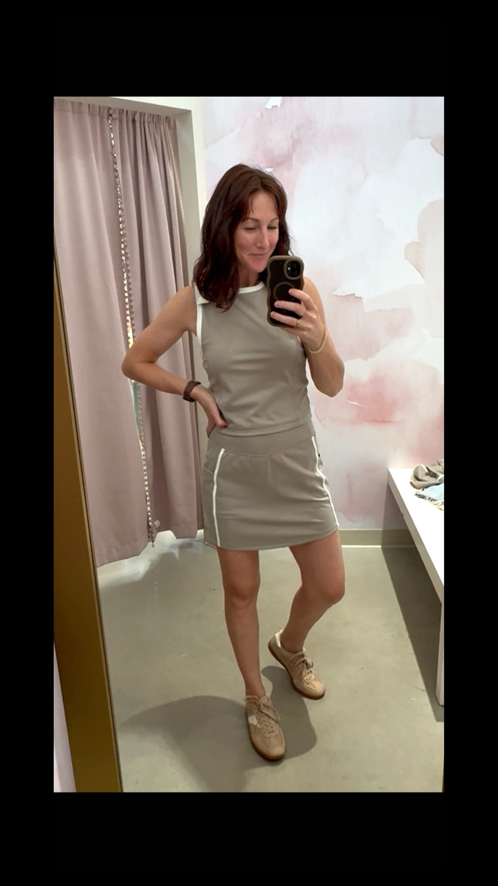 THE most comfortable set by Thread & Supply! It’s buttery soft and wildly comfortable! Mom life on the go means comfort is key 🤍 and this set delivers! 

#LTKmomlife #LTKActive