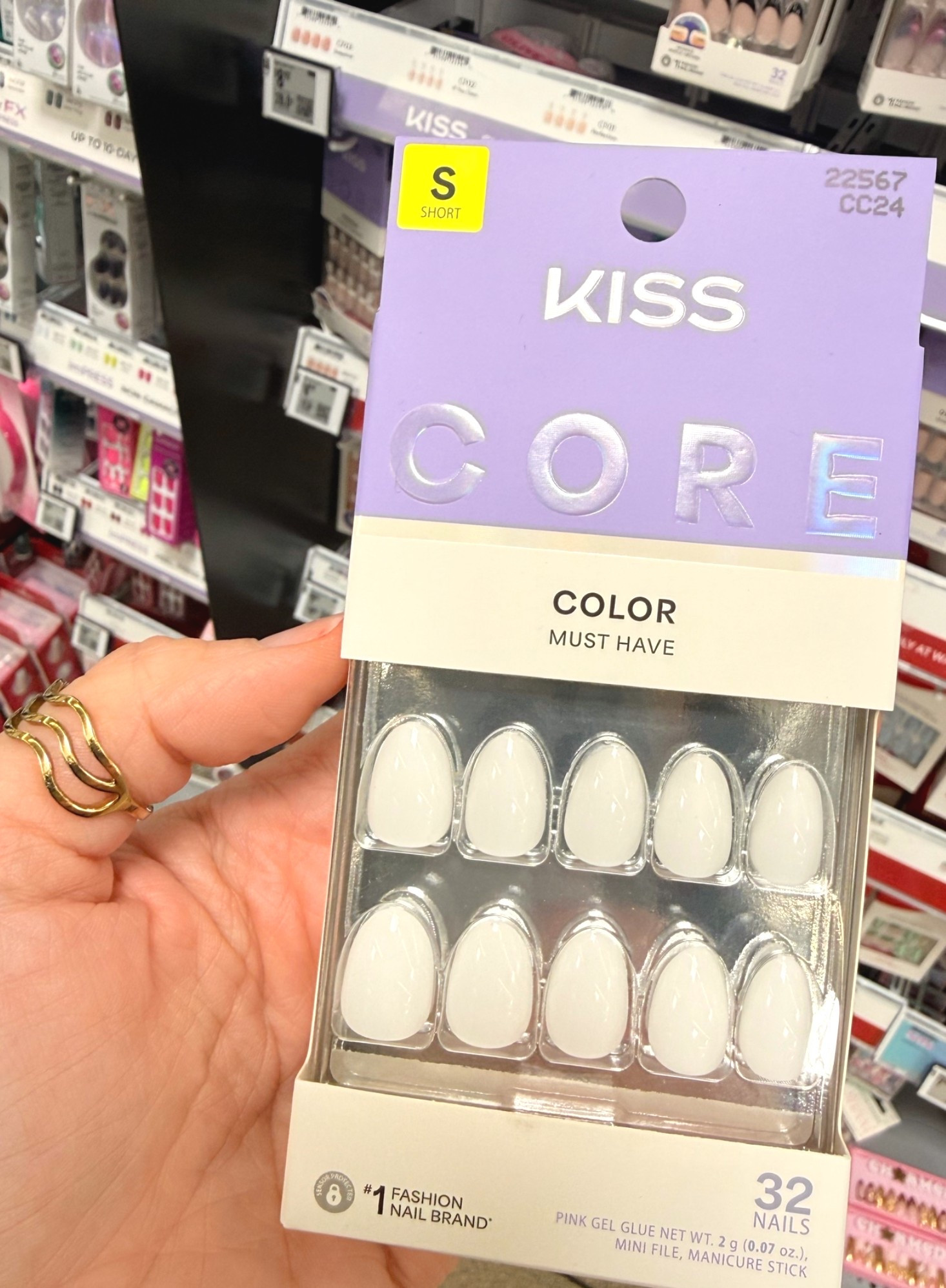 These short almond KISS CORE press-on nails are just too good 🤗 #walmart #walmartfinds #pressonnails #nails #almondnails #shortnails #KISSnails

#LTKmomlife #LTKselfcare