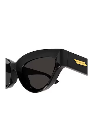 Edgy Cat Eye Sunglasses in Shiny Black | Revolve Clothing (Global)