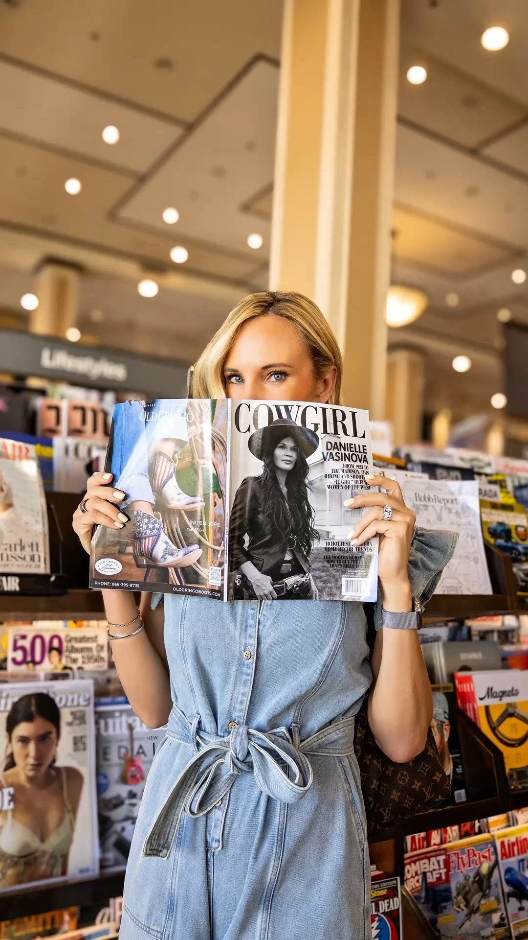 Turns out I took a little 'plot twist' break from posting — life wrote a chapter I didn't see coming.
But I'm back, with gratitude, caffeine, and a fresh stack of magazines.
To those who've stuck around - I see you, l've missed you, and I promise there's more to come.
#newchapter #tallgirltribe #deathofaparent #findingyourselfagain 

#LTKTall #LTKOver40