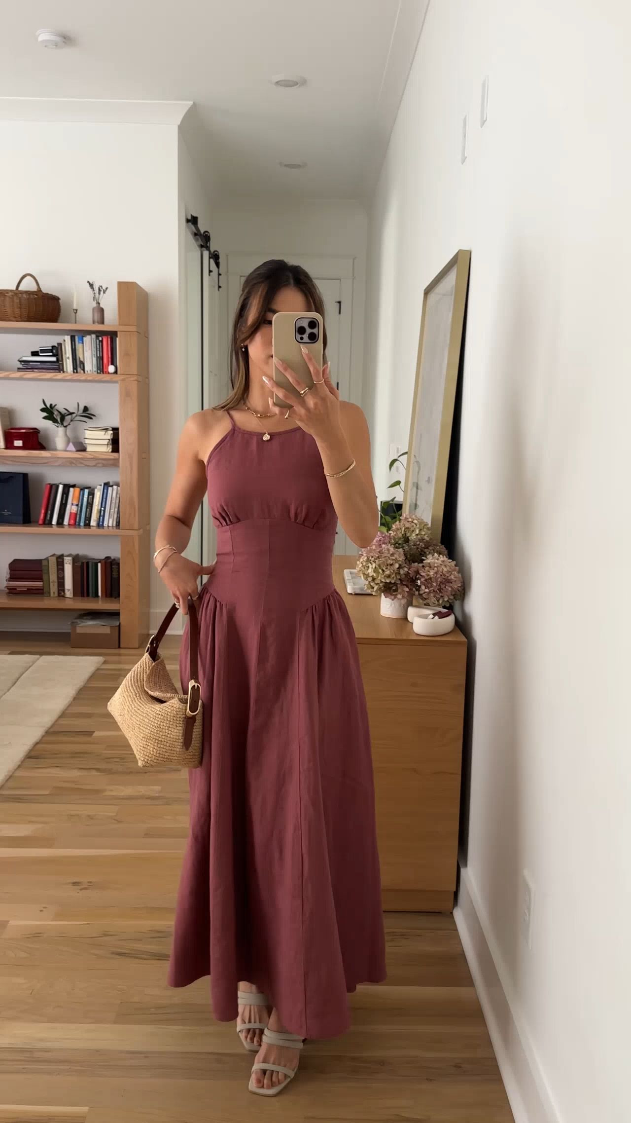 Are you looking for a summer dress? This 100% linen dress from @abercrombie is so cute!

Sizing info:
-Abercrombie 100% Linen Dylan Halter Midi Dress (XS Regular in Blush)
-Alohas Indiana Stone Beige Leather Sandals

Petite style, petite fashion, mom outfit, mom style, petite dress, petite outfit ideas, petite outfits, best dresses for petite, spring style, spring outfits, beach outfits, vacation outfits, summer outfits, Summer style, summer trends, summer dress, linen dress

#LTKootd #LTKSeasonal #LTKPetite