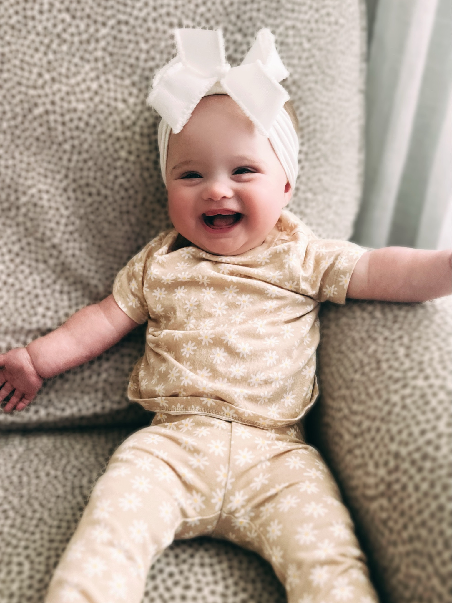 Baby girl spring set 

#LTKbaby #LTKbump #LTKGiftGuide