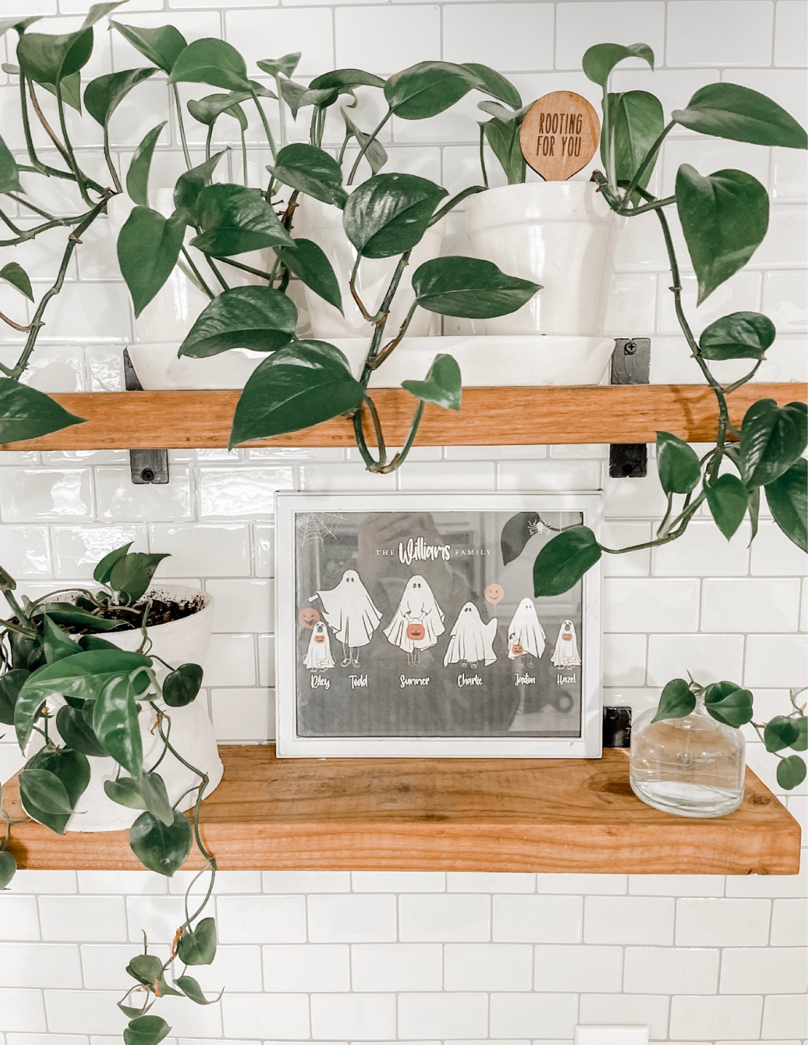 Etsy has the cutest ghost prints!! #halloween #art #halloweenart #farmhouse #plants

#LTKHalloween #LTKunder50 #LTKSeasonal