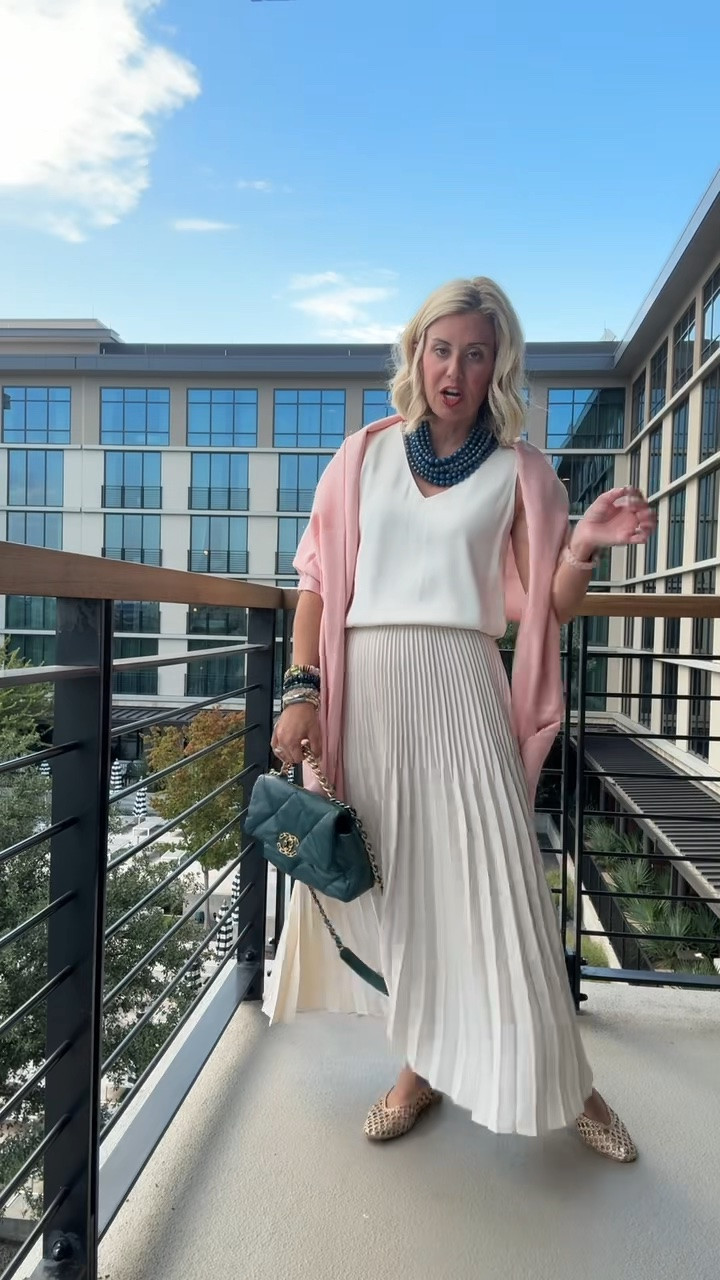 Off to the Quince party and the theme is Coastal, so how did I do?!? I really need pajamas and a nap but off I go! ￼
Top - small
Skirt - xs
Flats - 7.5 (1/2 size down) 

*code Catherine20 at Allie + Bess

#LTKCon #LTKdayinmylife #LTKSeasonal
