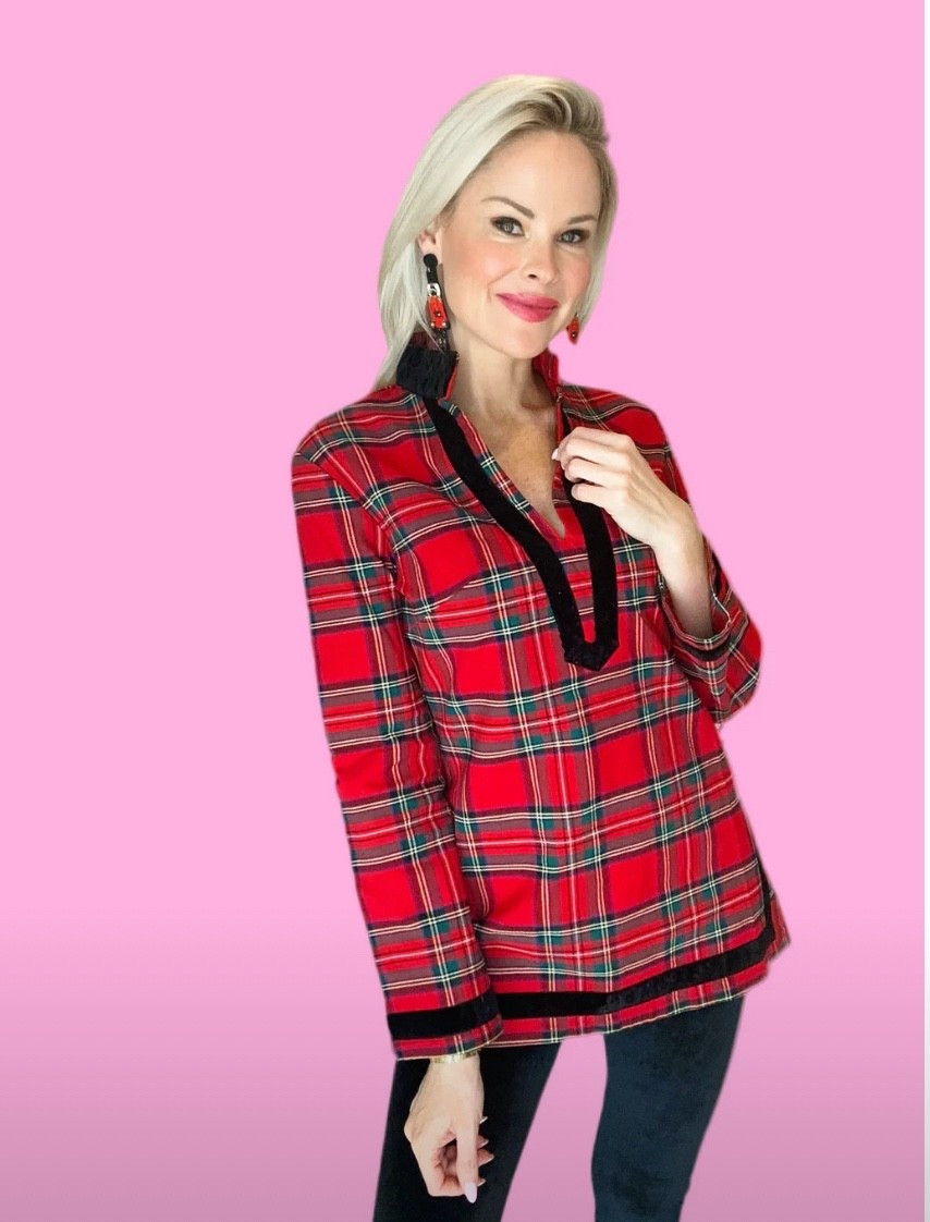 🎄 Royal Stewart Holiday Tunic – Classic, Polished & Perfectly Festive

This Royal Stewart plaid tunic with black velvet trim is the definition of polished holiday style. The vibrant red tartan, paired with the luxe velvet neckline and cuffs, makes this such an elevated yet effortless piece for Christmas parties, winter events, and all your festive outings. It looks beautiful styled with black denim, statement earrings, and a bold lip for that chic, timeless holiday look. A true classic you’ll pull out year after year. ❤️💚✨

Holiday outfit inspo, Christmas plaid top, velvet-trim tunic, classic tartan, polished holiday style, winter party outfit idea, timeless Christmas look, festive wardrobe staples, red plaid blouse, chic holiday fashion, dressy casual Christmas outfit, holiday hosting outfit.


#LTKHoliday #LTKSeasonal #LTKOver40