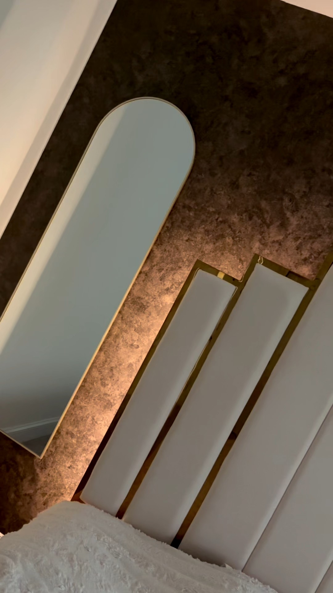 Creating my dream moody bedroom…🥰

#LTKStyleTip #LTKHome #LTKGiftGuide