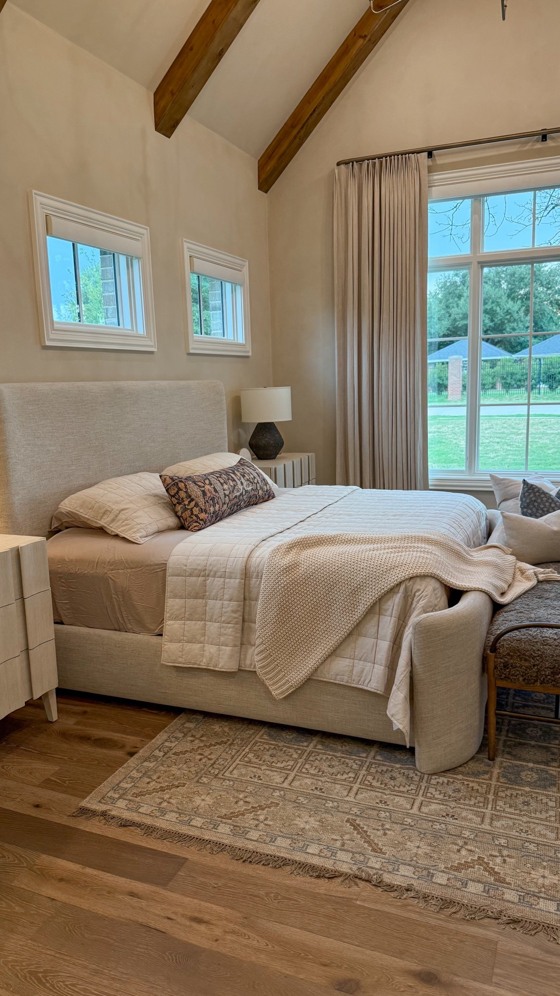 Are you team quilt or duvet? 🛏️🗳️ #QuincePartner @onequince

Bedding Details:
• Quince European Linen Box Quilt Set in the color “Sand”
• Quince Bamboo Sheet Set in the color “Sand”
• Quince Cotton Fisherman Throw in the color “Ivory”

#LTKHome
