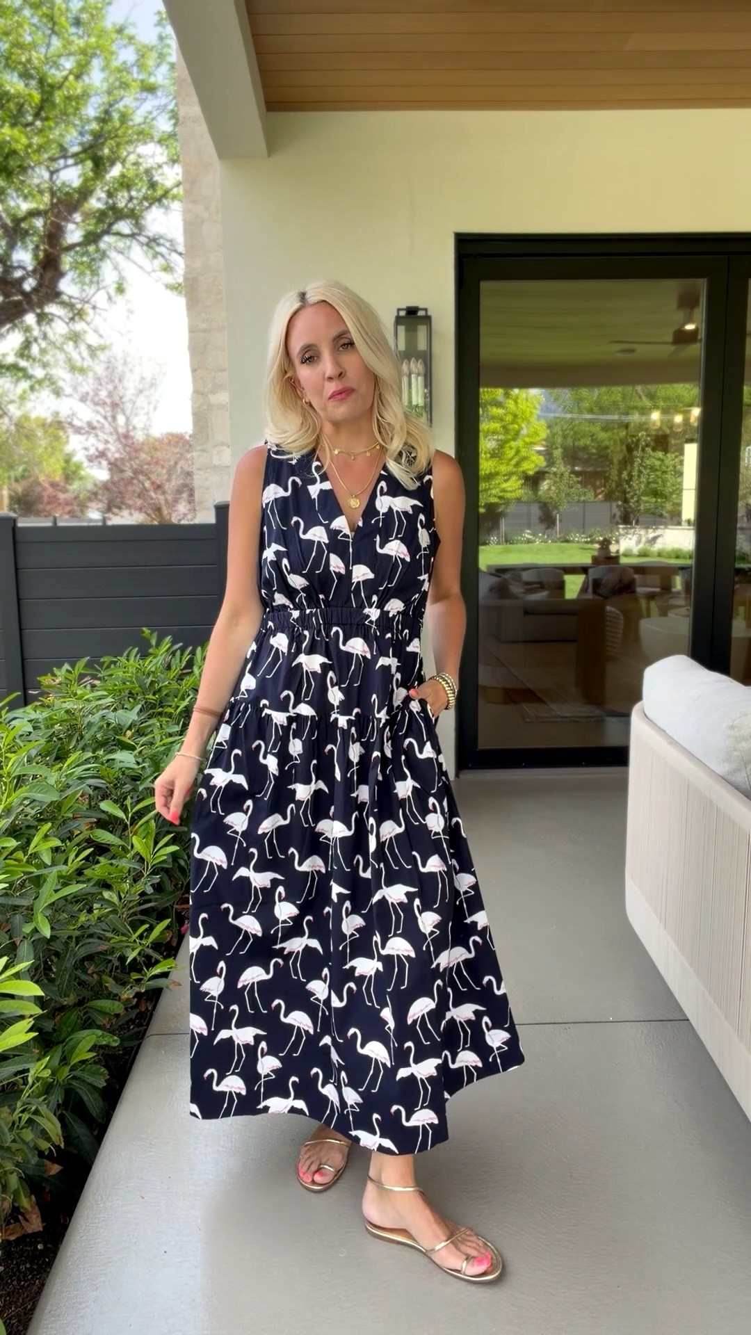 This dress looks like something you would see at a designer store! Size M

#LTKmomlife #LTKgrwm #LTKootd