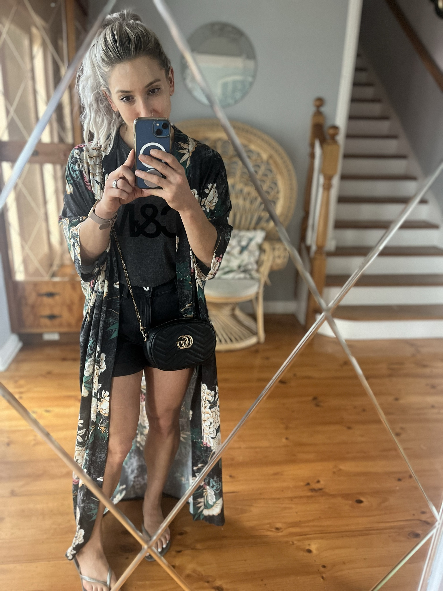 Casual wear, weekend, denim shorts, festival. Kimono was from Boohoo years ago but I’ve linked similar!

#LTKfindsunder100 #LTKaustralia #LTKover40