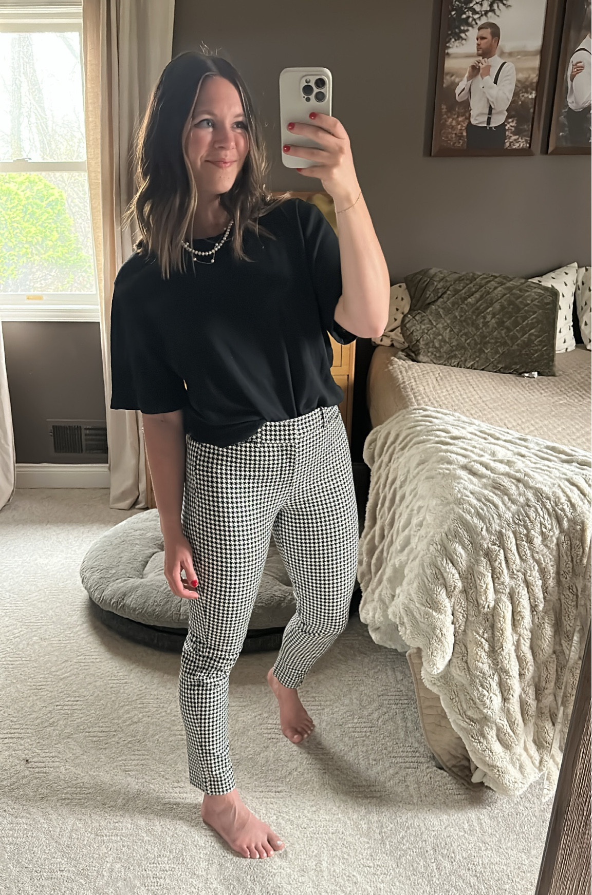 Old Navy / Gingham pants / 6 / TTS
Target / boxy tee / M / oversized
Victoria Emerson / pearls

#LTKfit #LTKstyletip #LTKbeauty