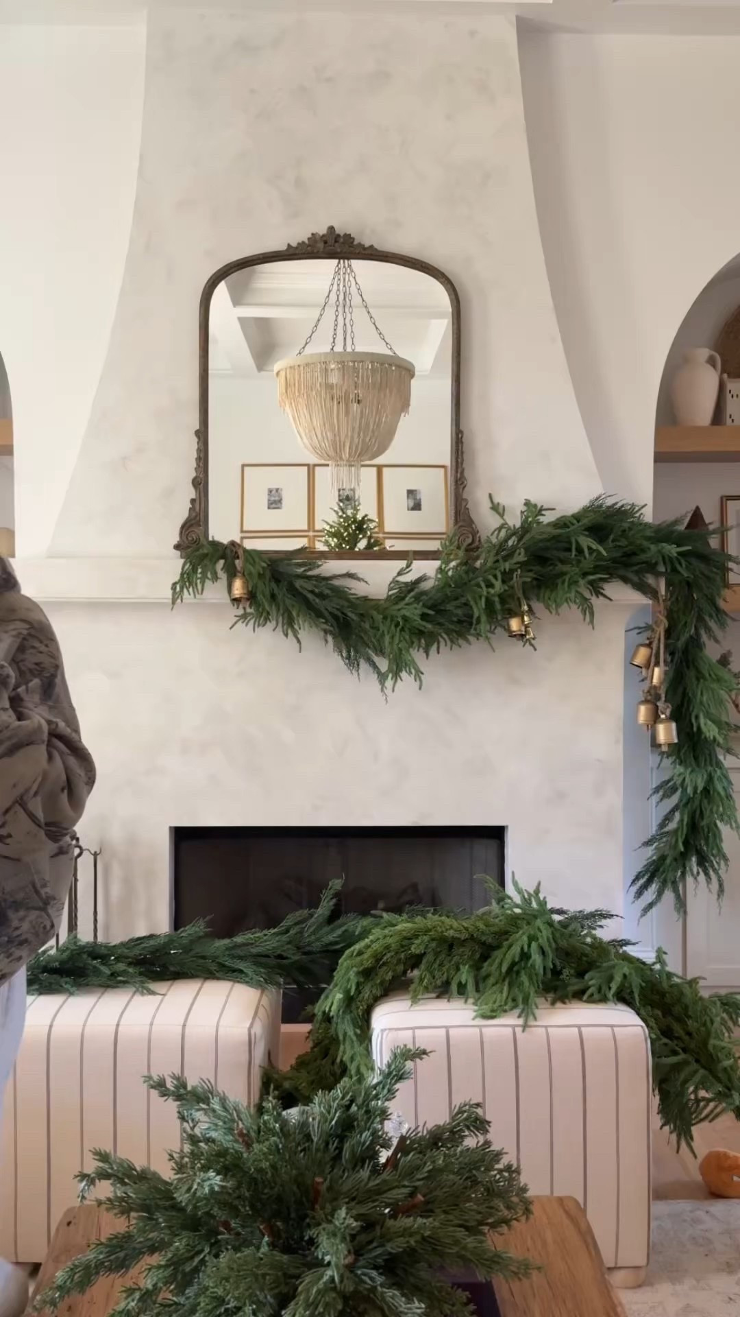 how to make your garland look more luxe and expensive! 

garland and bells on sale

Large in hoodie
Medium in sweatpants 


#LTKSeasonal #LTKHoliday #LTKHome