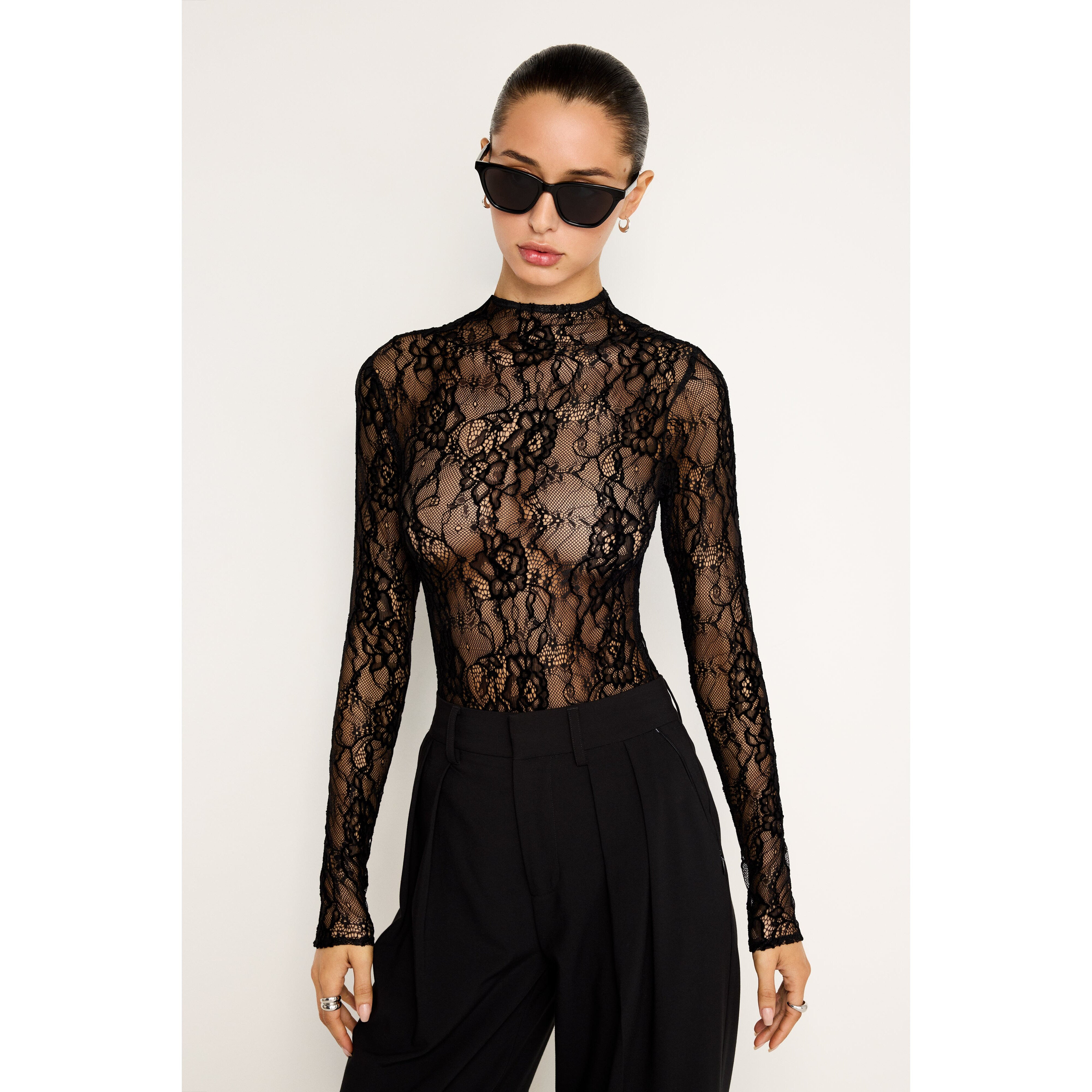 Women's Lace Mock Neck Bodysuit | Black, Size XL | Good American by Khlo� Kardashian | Good American