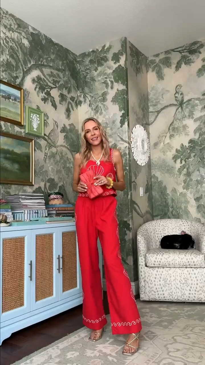 Use code VERONICA15 for 15% off AVARA pieces including this whole outfit.

#LTKootd #LTKgrwm #LTKSaleAlert
