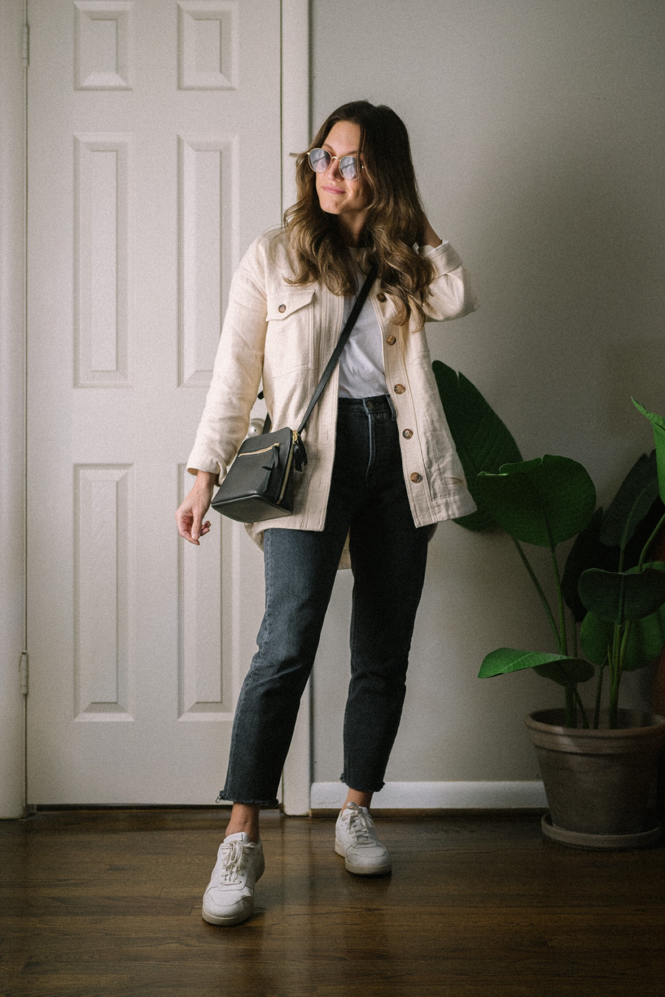 Monday’s Outfit 10/31

Madewell shacket, I sized down to the XXS. Everlane tee, fits TTS but size up for a looser fir. Everlane 90s cheeky Jean, I sized down to the 24 and cut the hem. They will relax a bit after wear. Everlane sneakers fit TTS. Portland Leather Company bag (gifted) Levi’s sunglasses. 

Fall outfit, casual outfit 

#LTKunder100 #LTKSeasonal #LTKfit