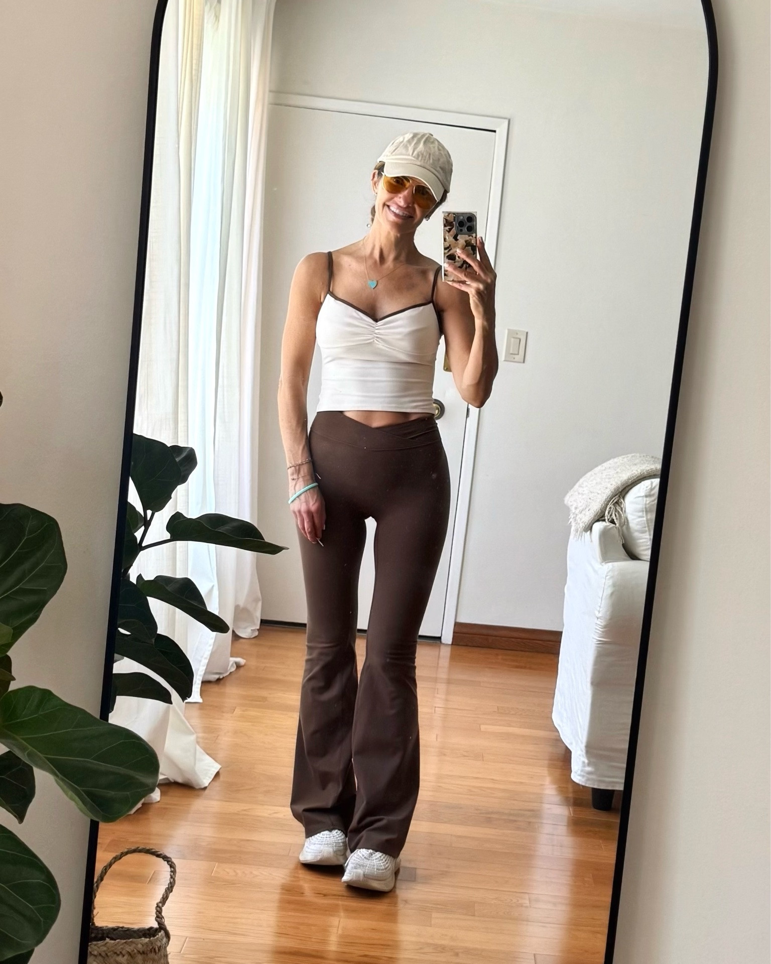 walking to alfred’s for coffee, then on a walk around brentwood cclub, then the best lymphatic drainage massage by the best @makennabernardino (thx for rec @ashley_eckhoff)🤎

oh-so-comfy flare pant w ballet top set i love @Shop 437 

runs tts small top & x-small bottoms

#LTKTravel #LTKActive #LTKdayinmylife