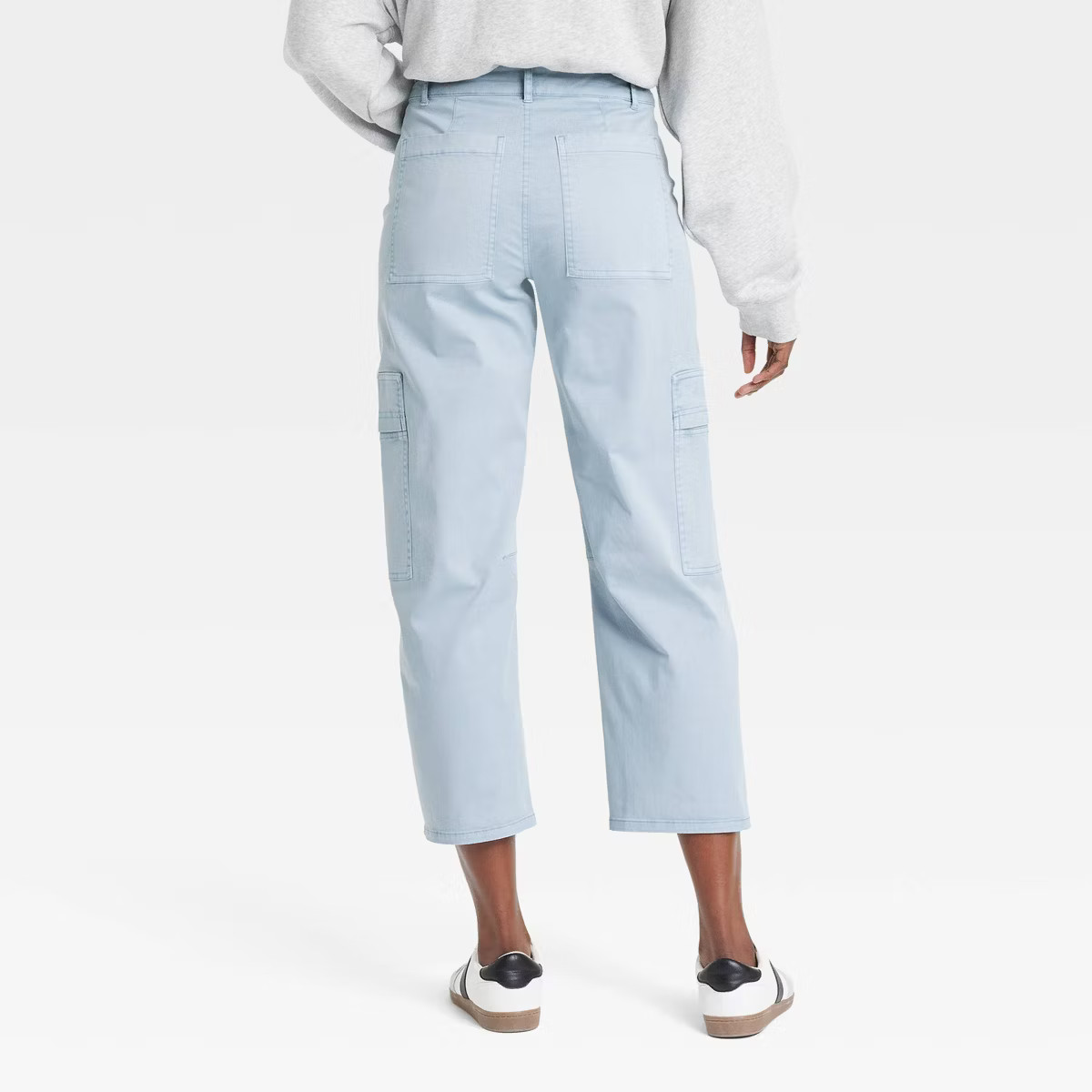 Women's Mid-Rise Barrel Leg Cargo Pants - Universal Thread™ | Target