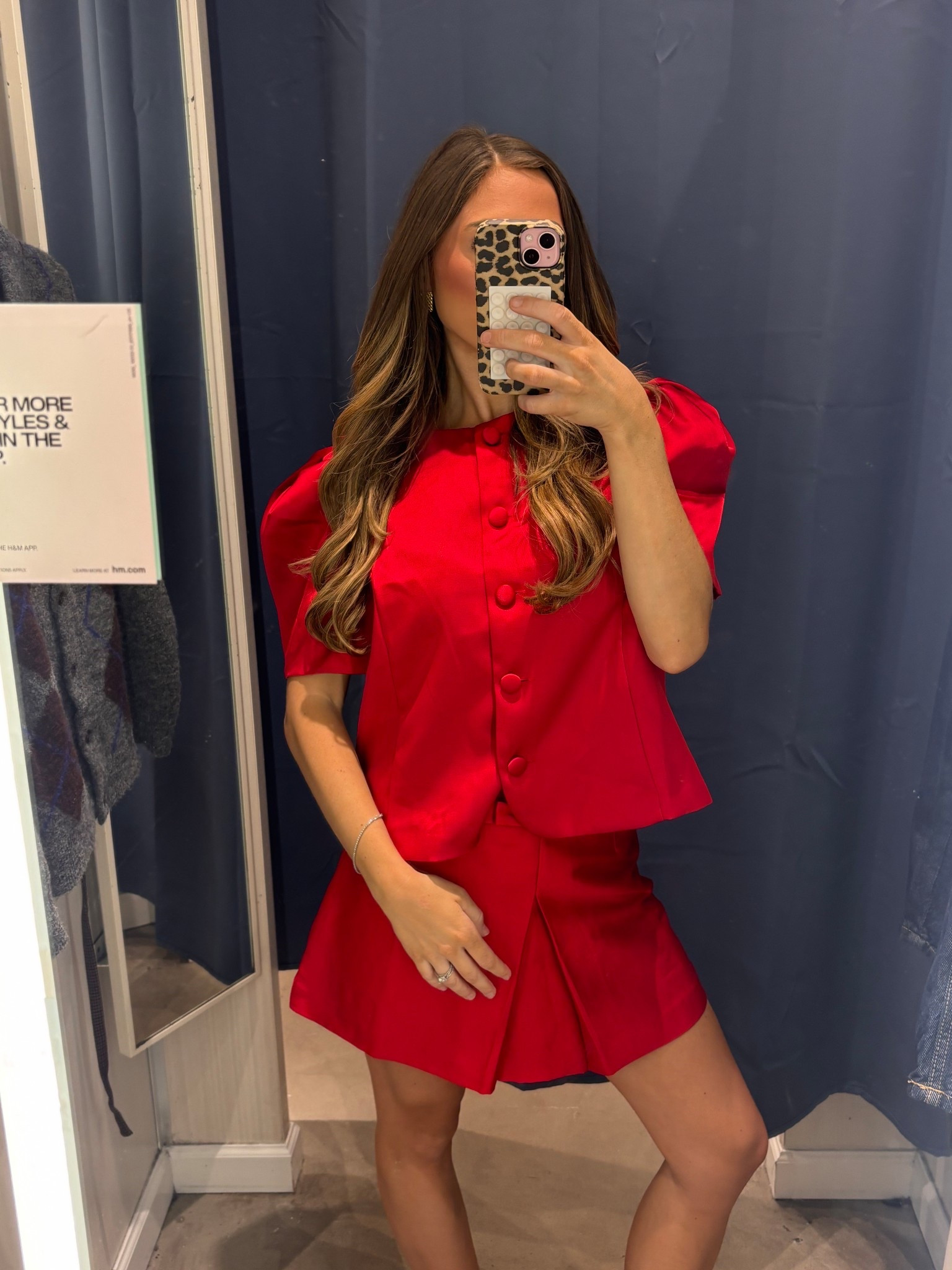 The perfect holiday set!!! run to get 

#LTKGiftGuide #LTKBeauty #LTKStyleTip