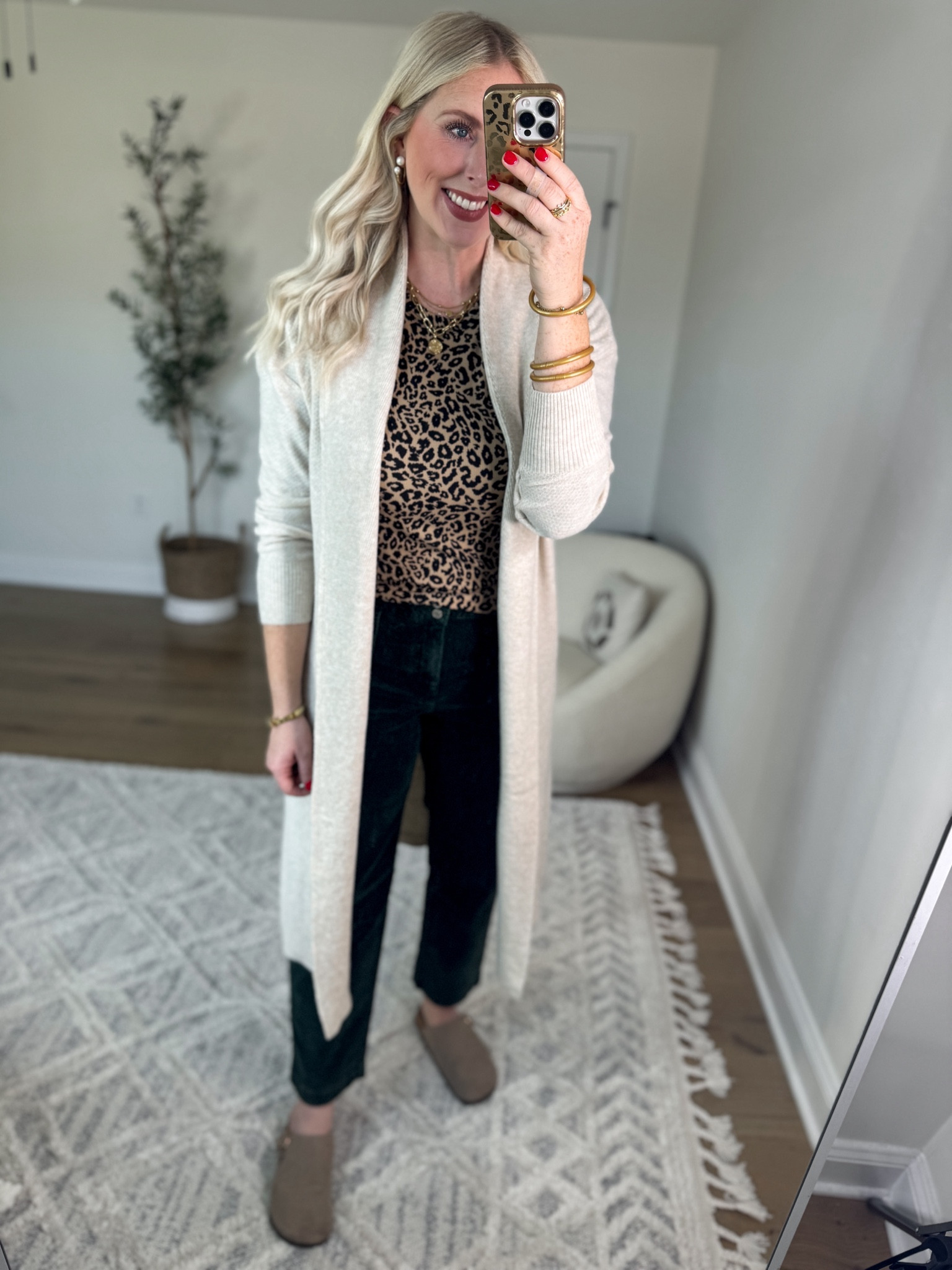 Weekend Walmart Wins try on
Duster cardigan- medium 
Leopard ribbed tee- large [juniors, size up]
Corduroy pants- tts 

#LTKFindsUnder50 #LTKStyleTip #LTKSeasonal