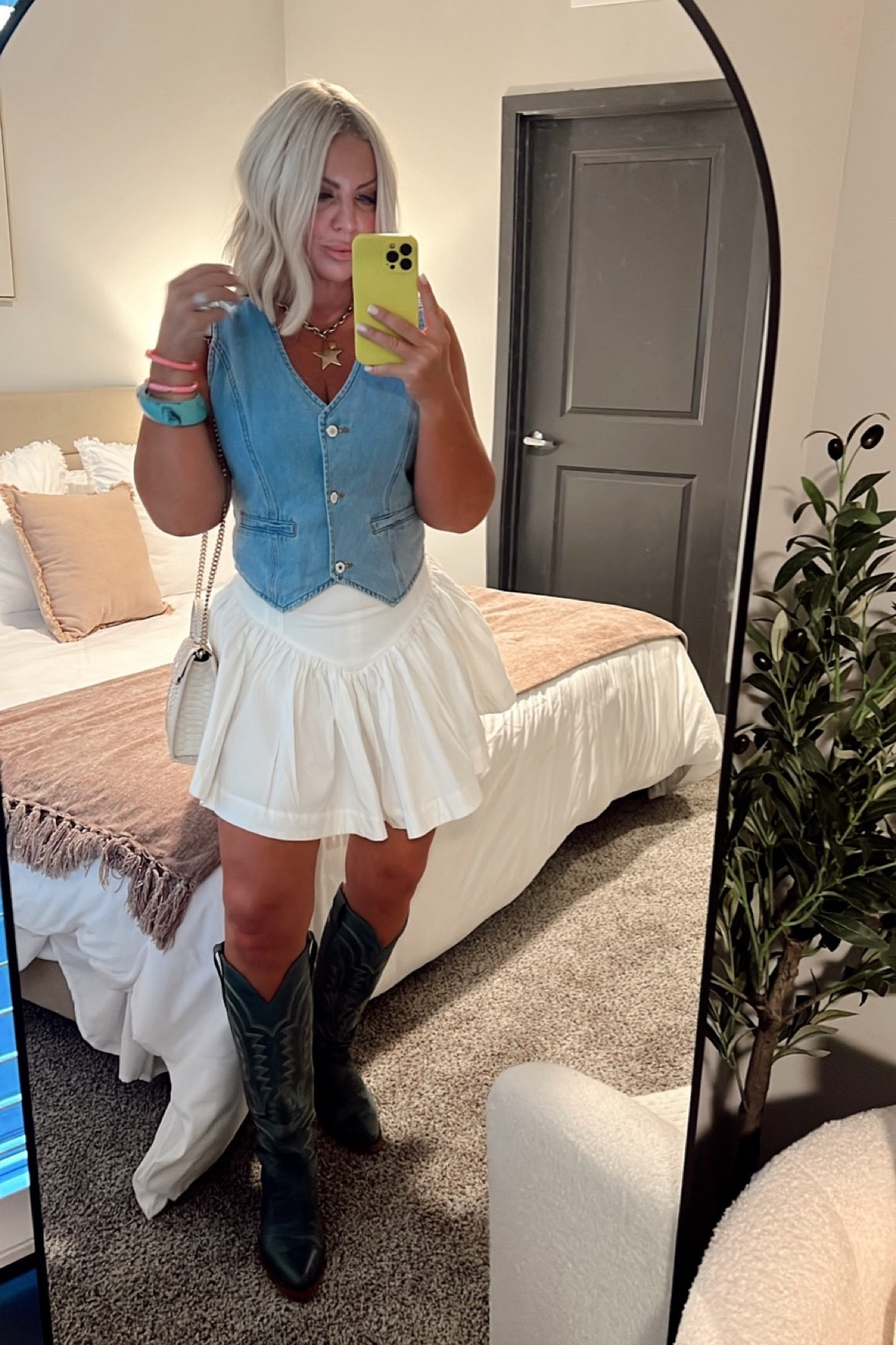 Country Concert Look
Summer concert 
Country Music concert
Tecovas
Anthropologie
Summer skirt
White skirt
Western wear 
Western style
Boots


#LTKshoecrush #LTKSeasonal #LTKstyletip