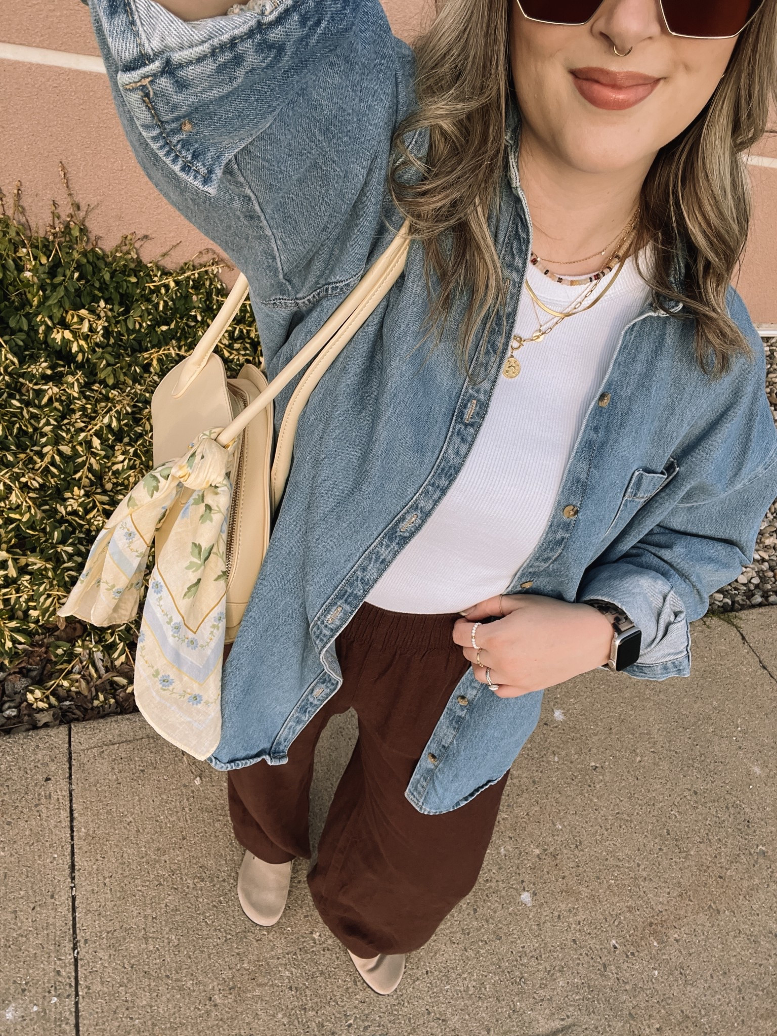 Easy spring outfit!! Wearing my usual size L in the denim shirt and basic tank, and L tall in the brown linen pants. Butter yellow bag is affordable and so fun for spring! Canadian Old Navy links under “similar products”


#LTKstyletip #LTKmidsize #LTKsummer
