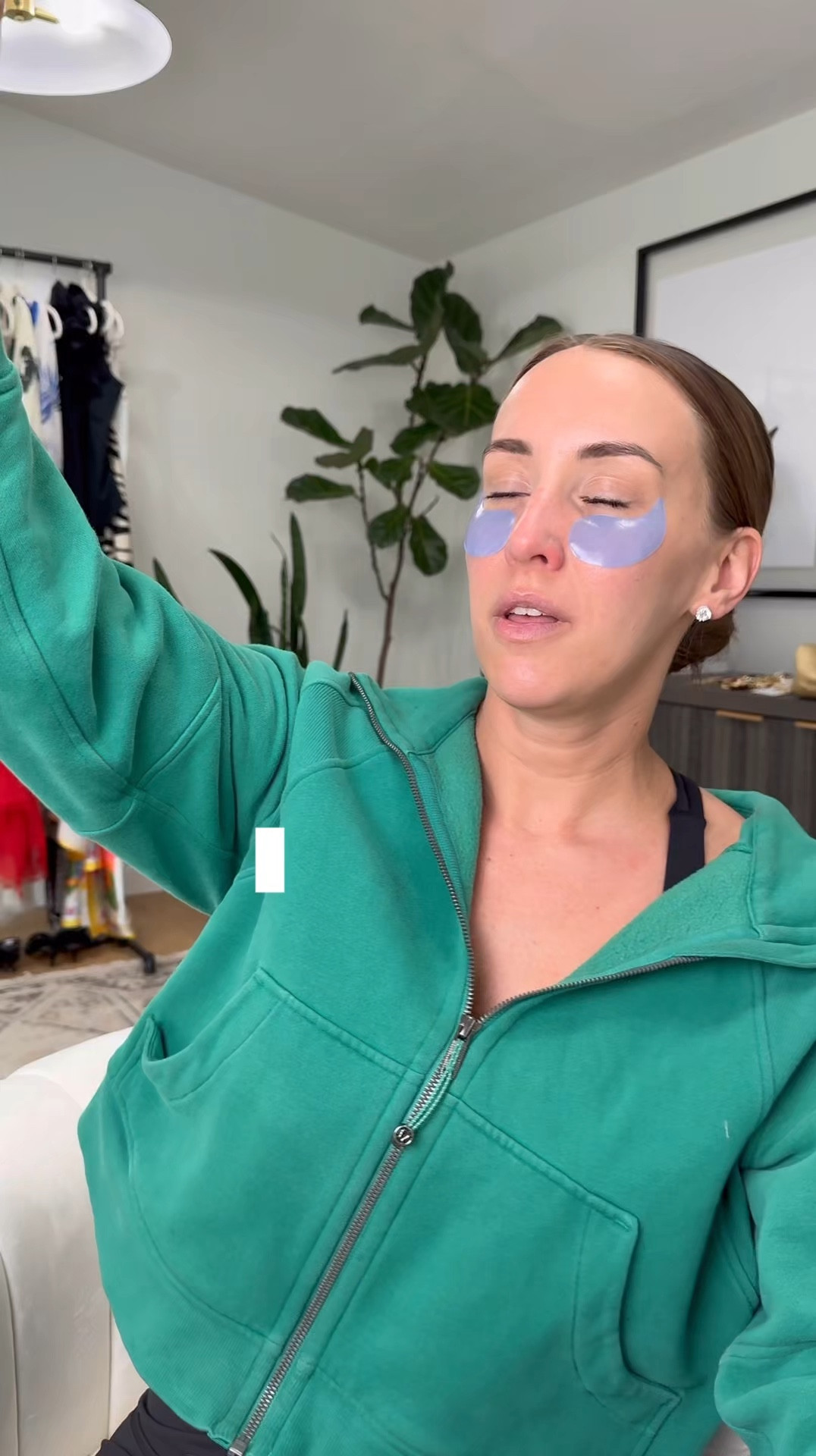 The diary of a beauty beginner… 📔 🧖🏼‍♀️ 

Foundation: 175 Light Neutral
Concealer: 11
Rare Beauty Bronzer: Always Sunny
Bronzer powder: 4
Blush: She’s Giving


#LTKFindsUnder50 #LTKBeauty #LTKWatchNow