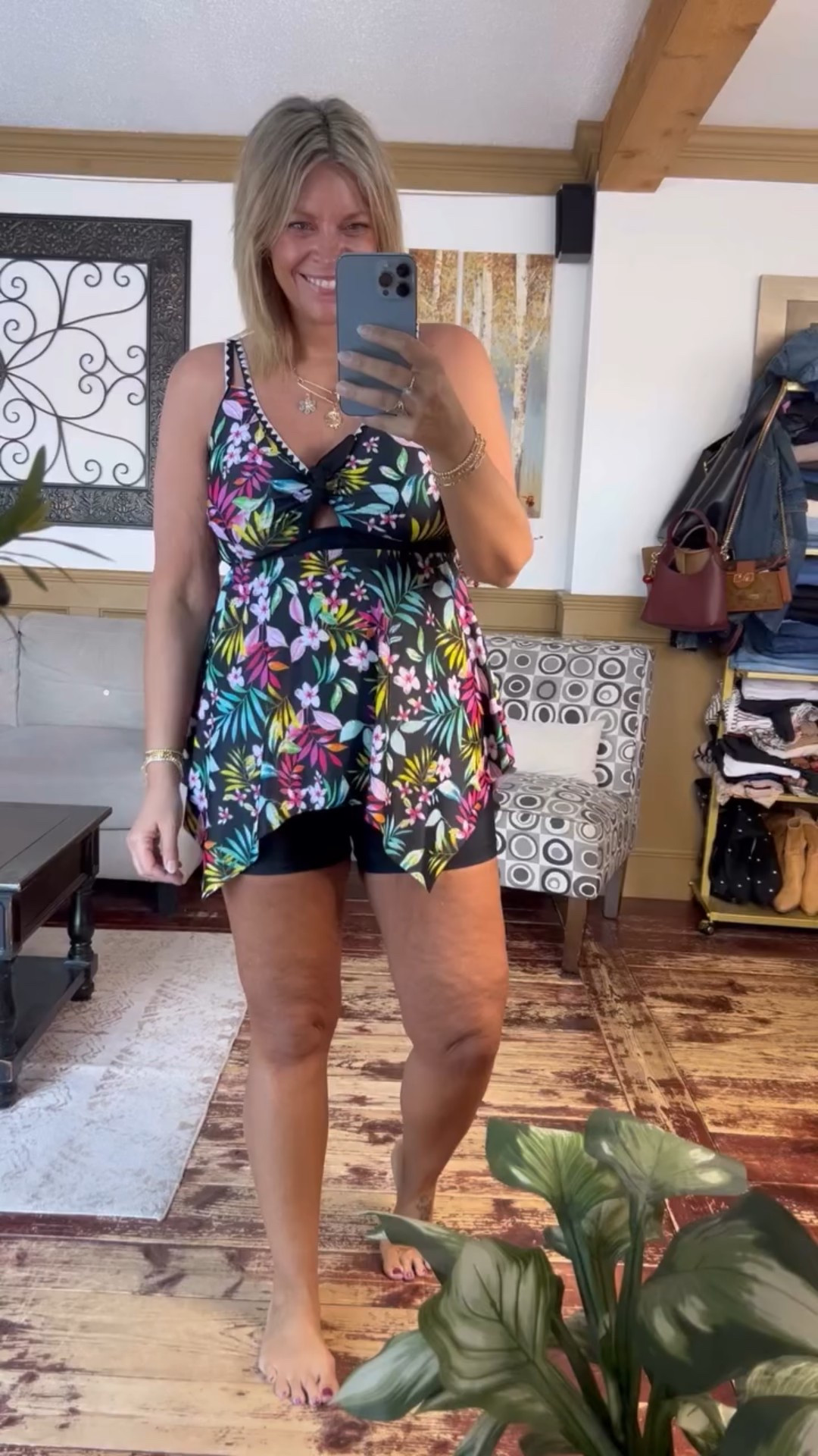 Swim tankini with detached shorts- size xl 

#LTKOver40 #LTKMidsize #LTKSaleAlert