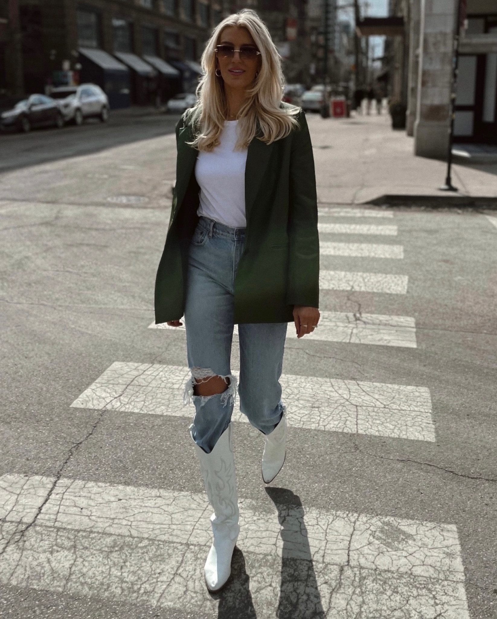 Fall out abercrombie jeans are my favorite 27 long 

#LTKfindsunder100 #LTKstyletip #LTKSeasonal