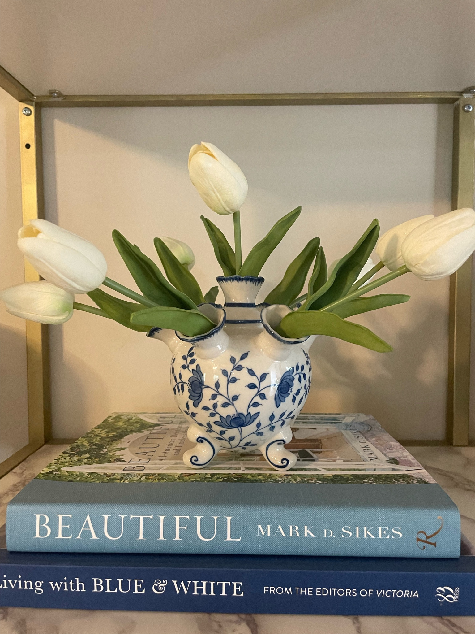 Love my tulipiere and faux tulips from Amazon! Perfect for grandmillennial home decor!

#LTKhome #LTKunder50 #LTKFind