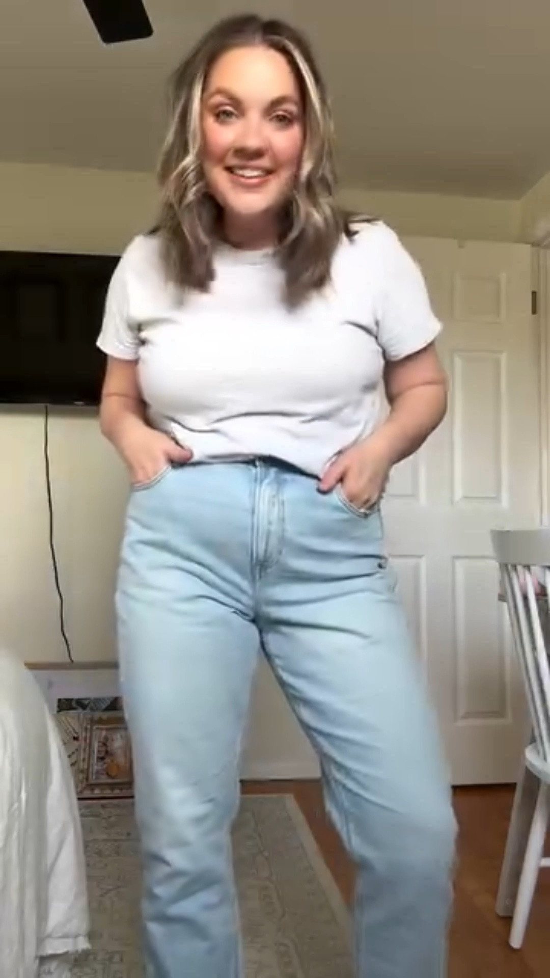 Dressing cute doesn’t have to be complicated! 

I will die on this hill. I love clothes and fashion as much as the next girl. But, I don’t think that you ALWAYS have to be dressed to the 9s. I think it’s more important to feel comfortable in what you’re wearing, so your confidence will be sure to shine through!